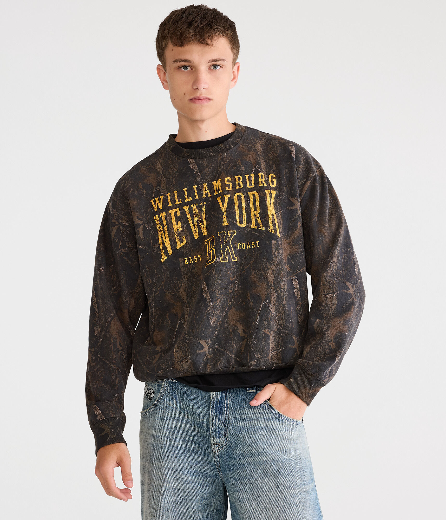 Williamsburg Camo Boxy Crew Sweatshirt