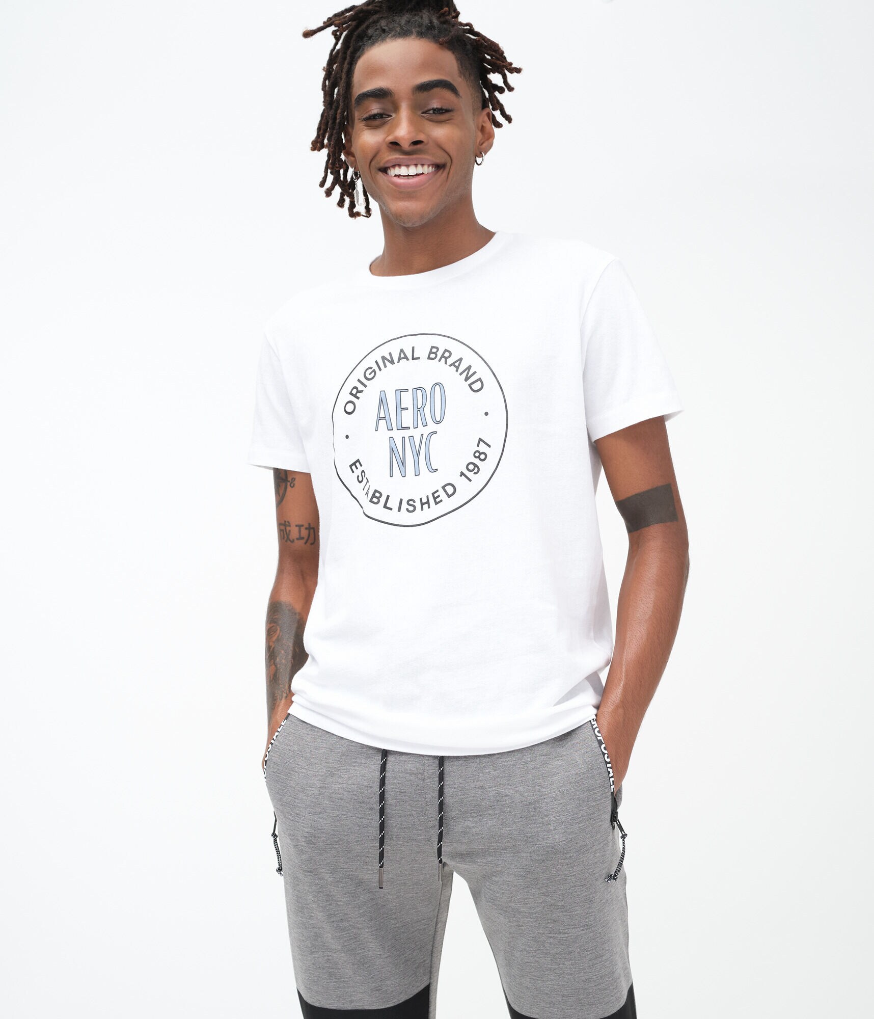 Aero NYC Circle Graphic Tee