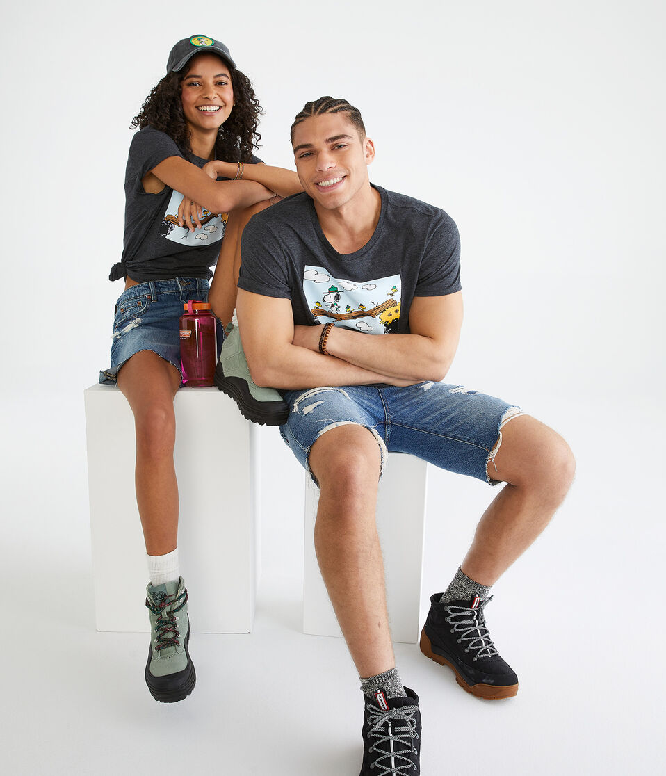 AERO | CAMP SNOOPY™ Cliff Crossing Relaxed Tee