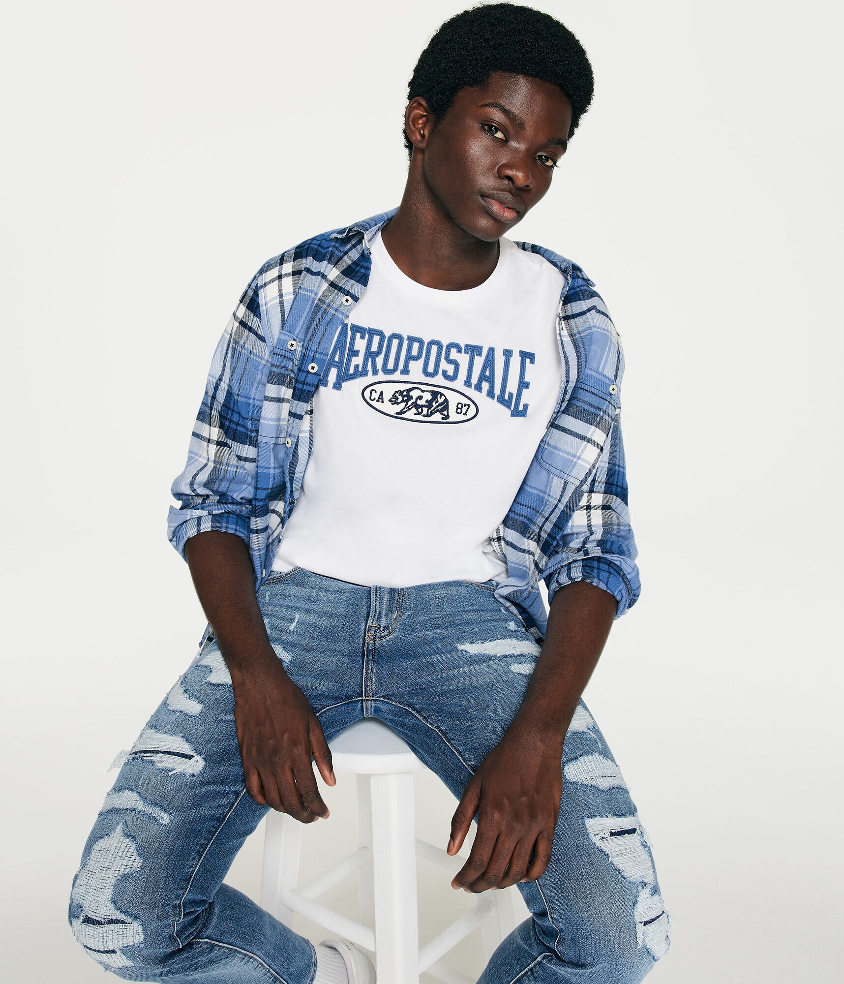 Aeropostale Bear Appliqu&eacute; Graphic Tee