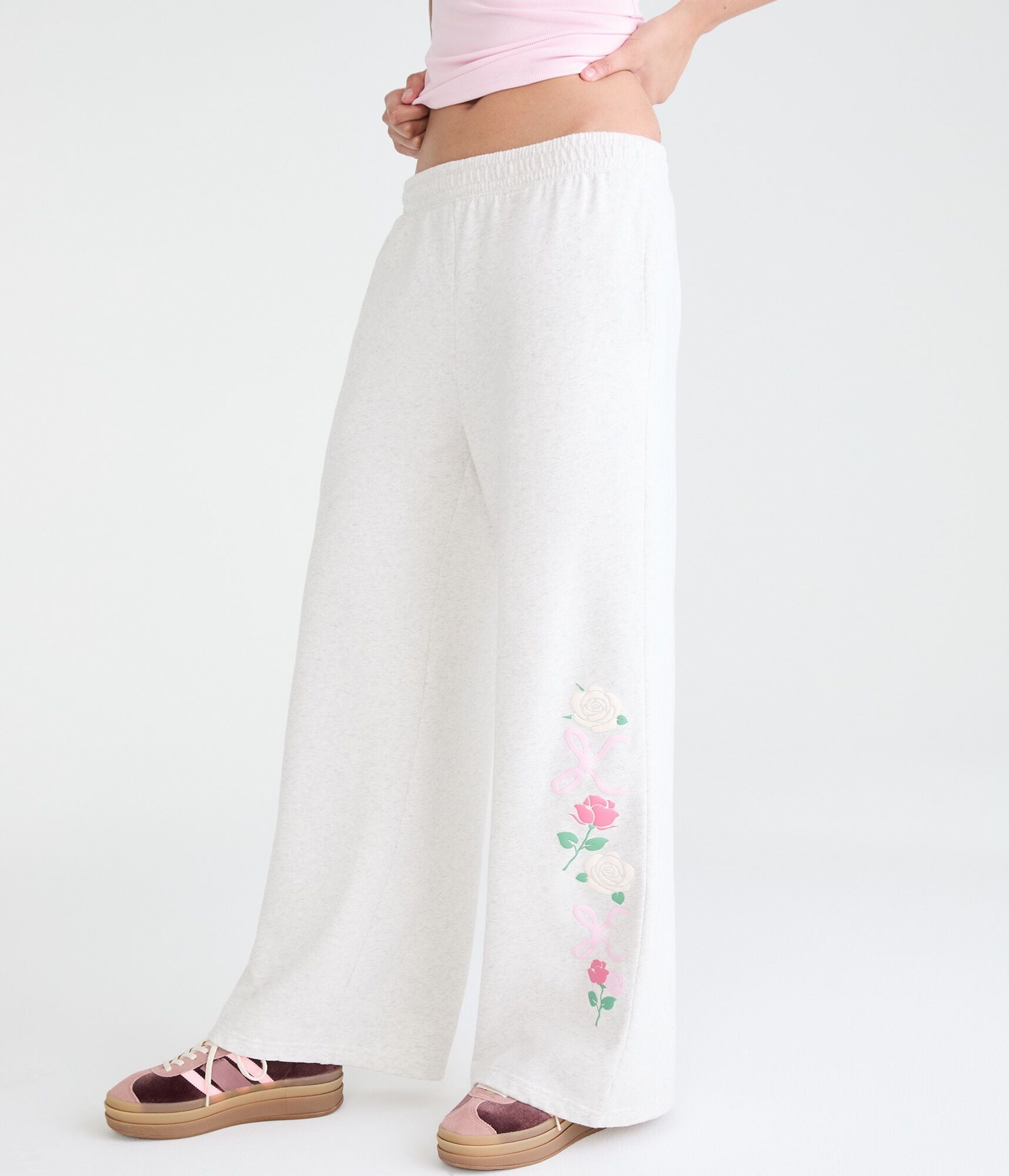 Cloud Soft Rose Bow Mid-Rise Wide Leg Sweatpants