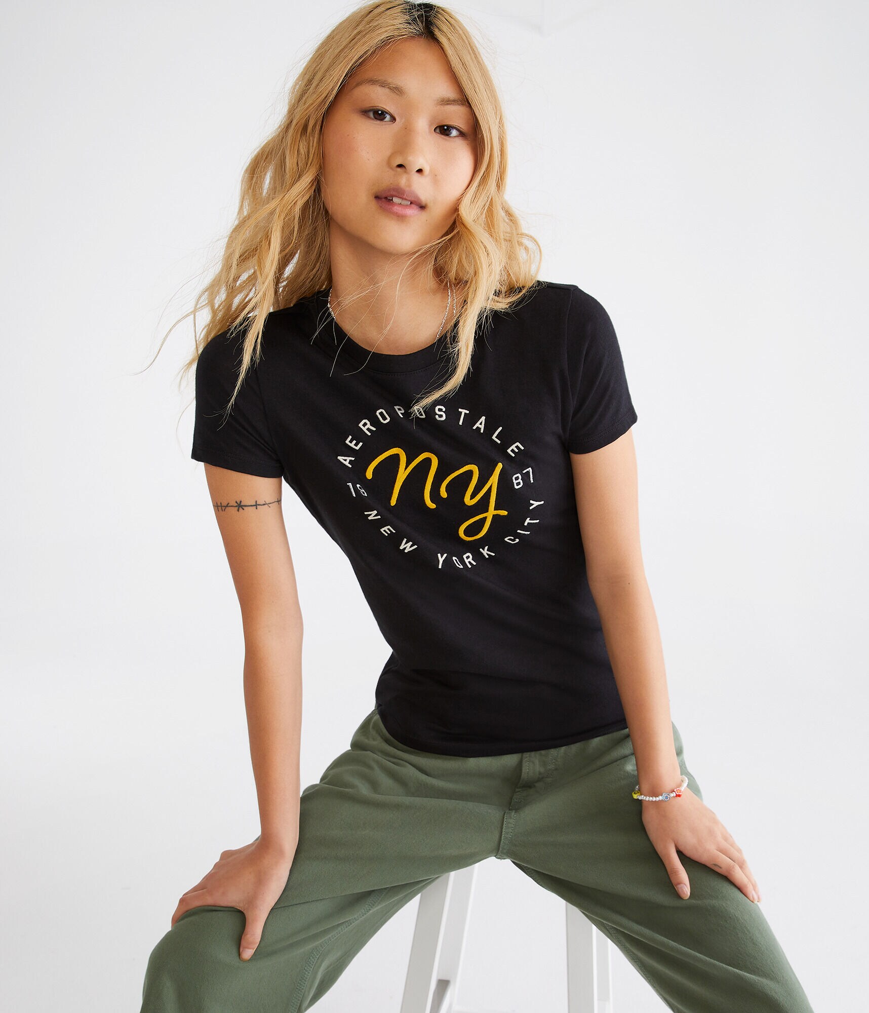 Aeropostale 1987 NY Circle Graphic Tee