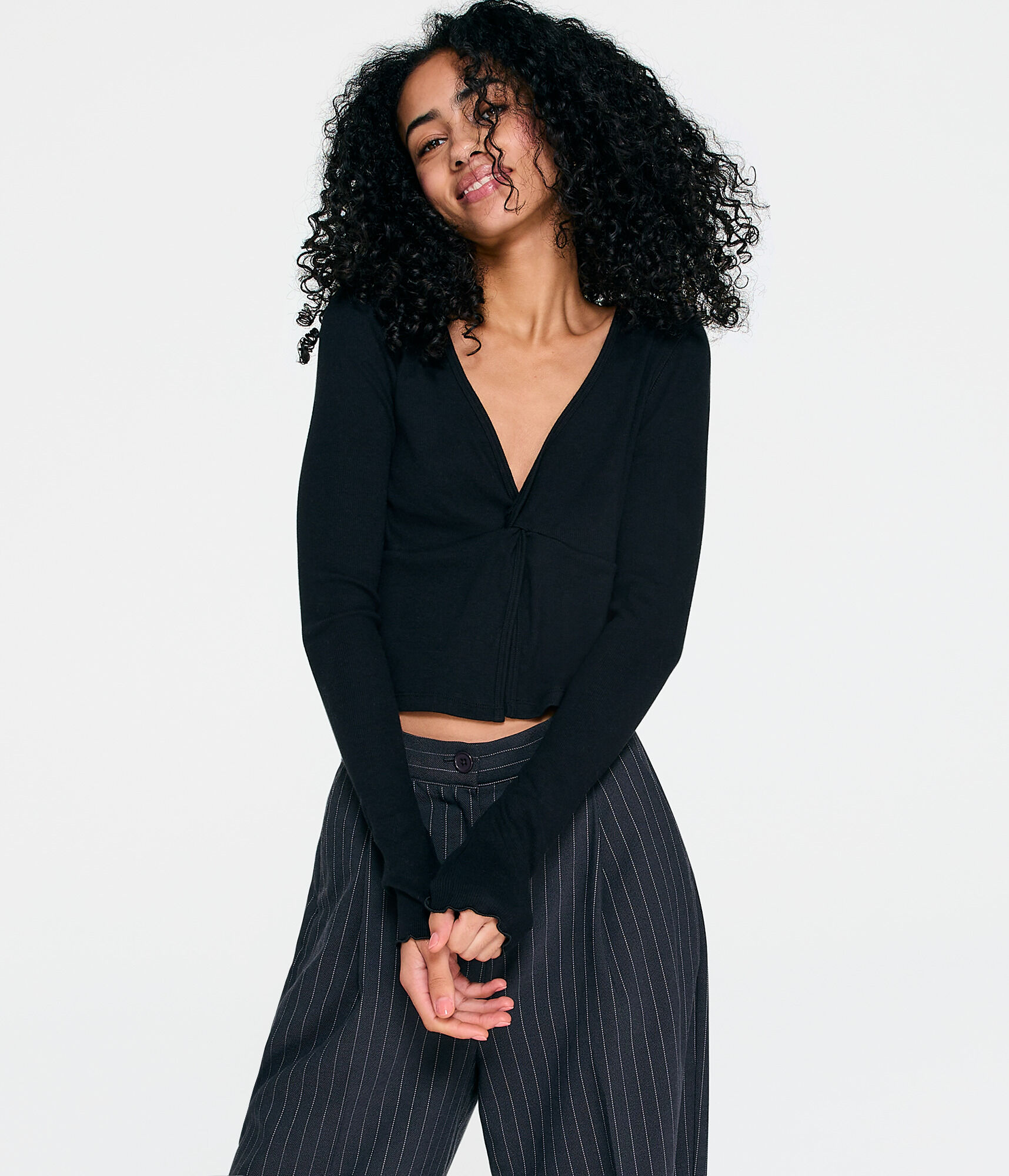 Long Sleeve Twist-Front Flyaway Tee