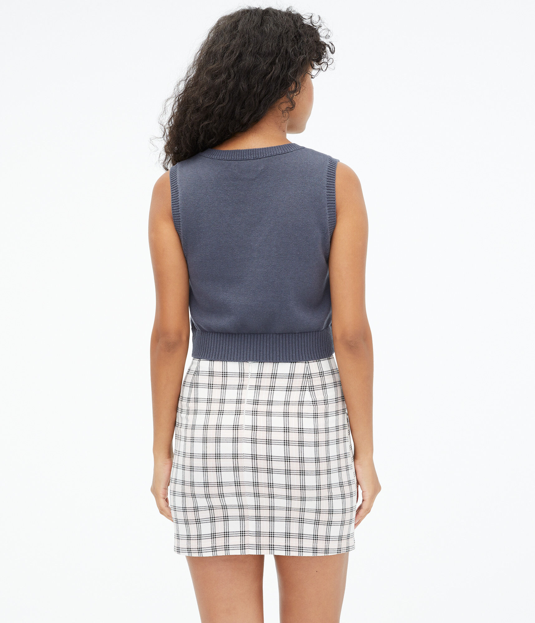 Solid Cropped Sweater Vest