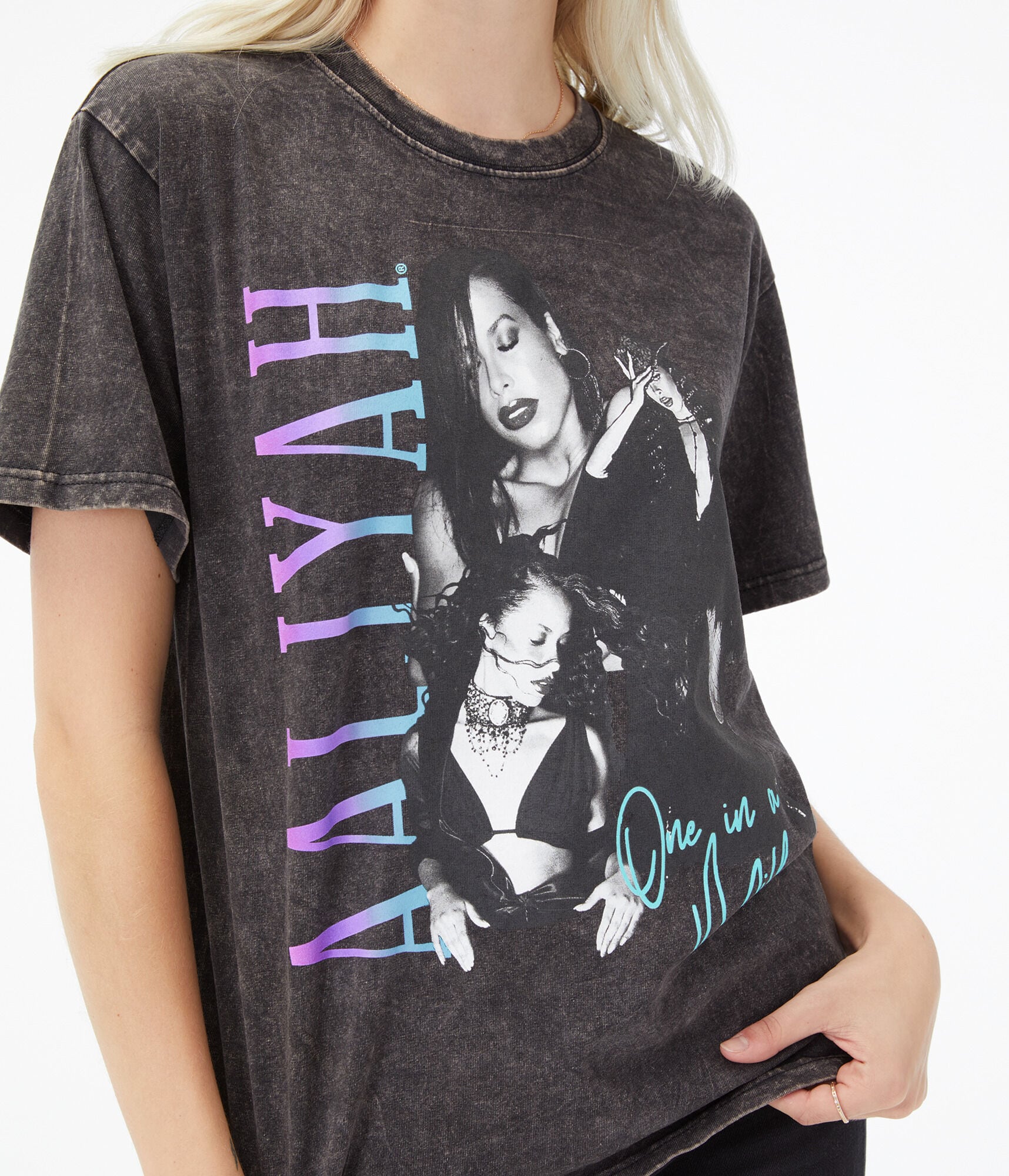 aaliyah shirt black