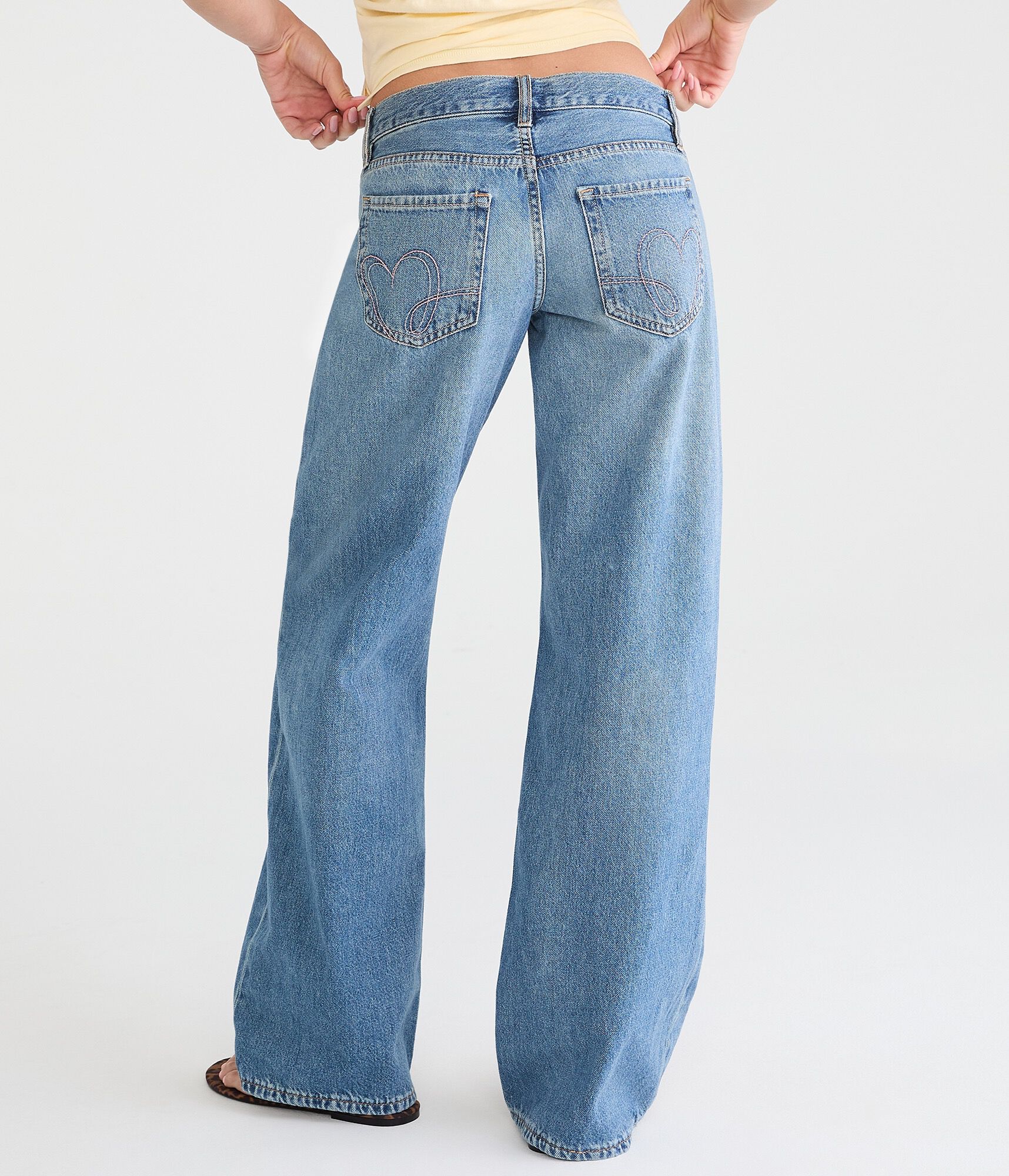 Super Low-Rise Baggy Wide Leg Heart Stitch Jean