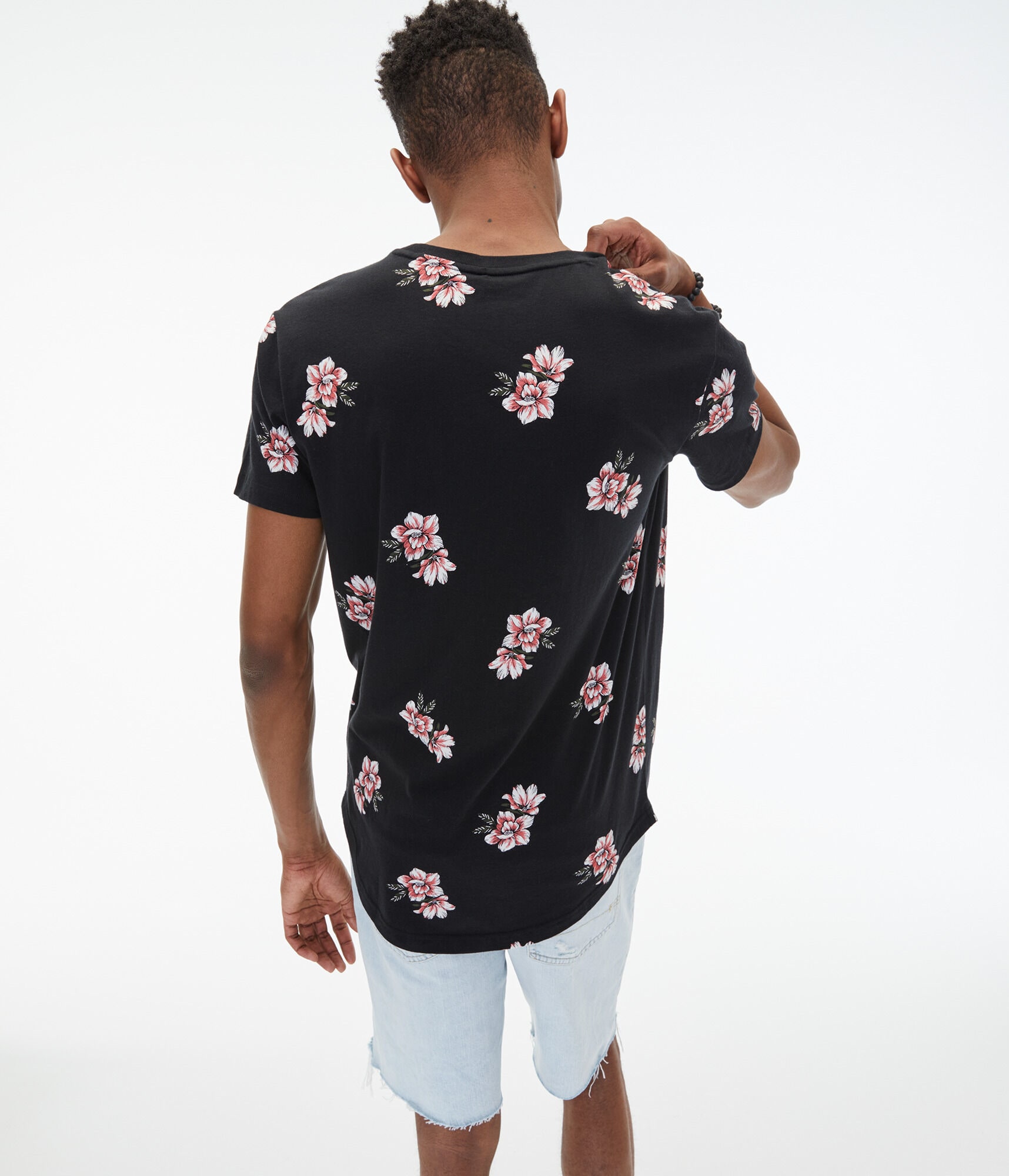Aeropostale 1987 Floral Curved Hem Tee