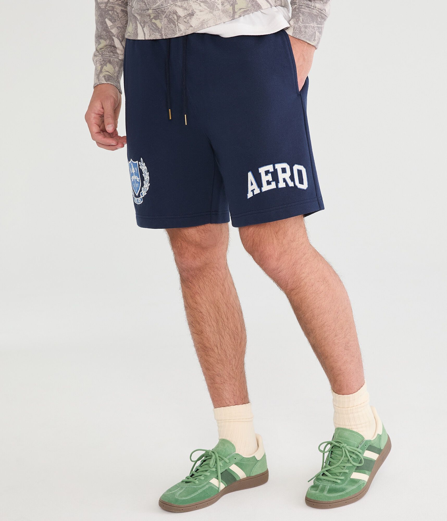 Aero Crest Heritage Fleece Shorts 7"