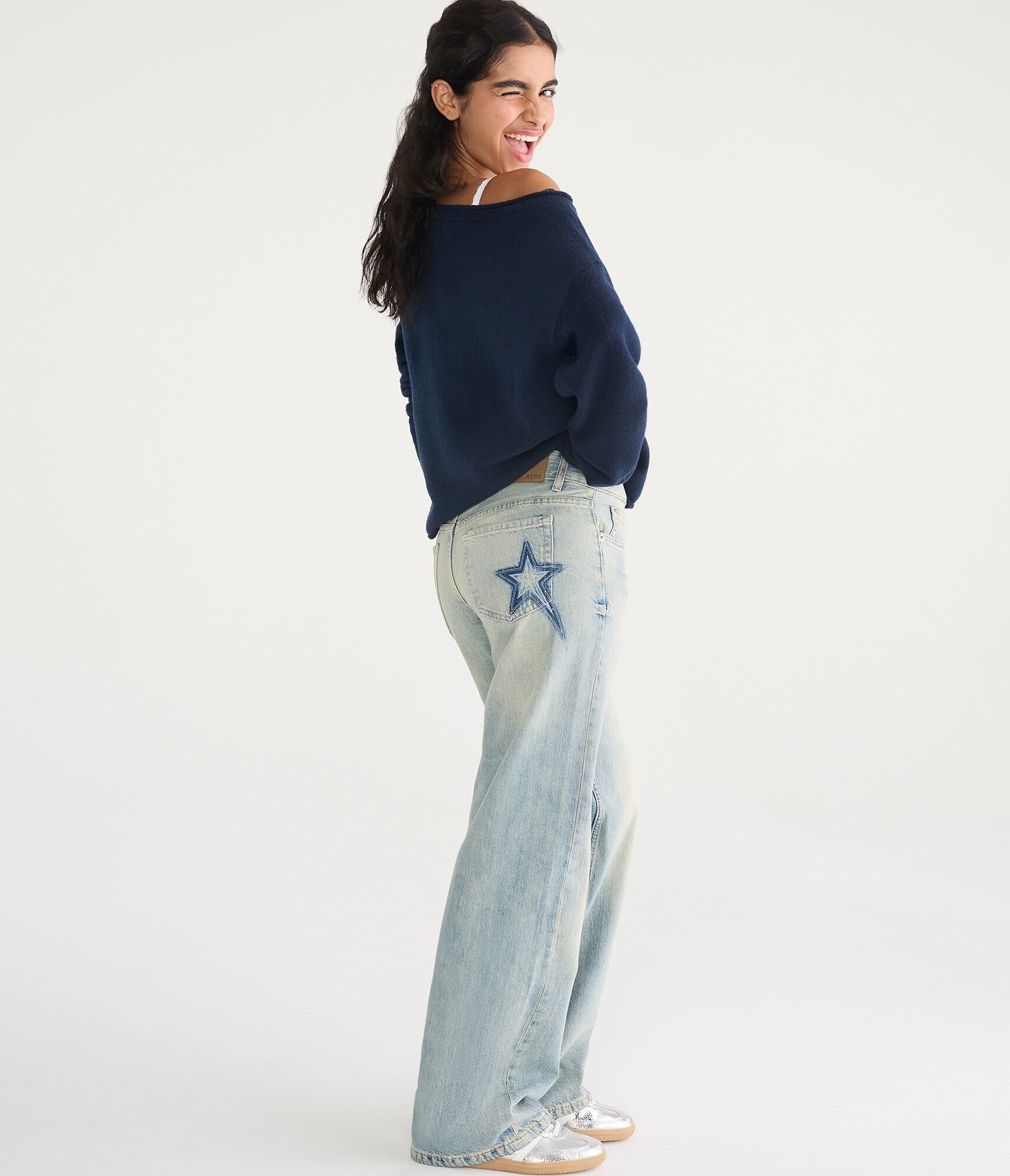Low-Rise Baggy Wide Leg Stitched Stars Jean