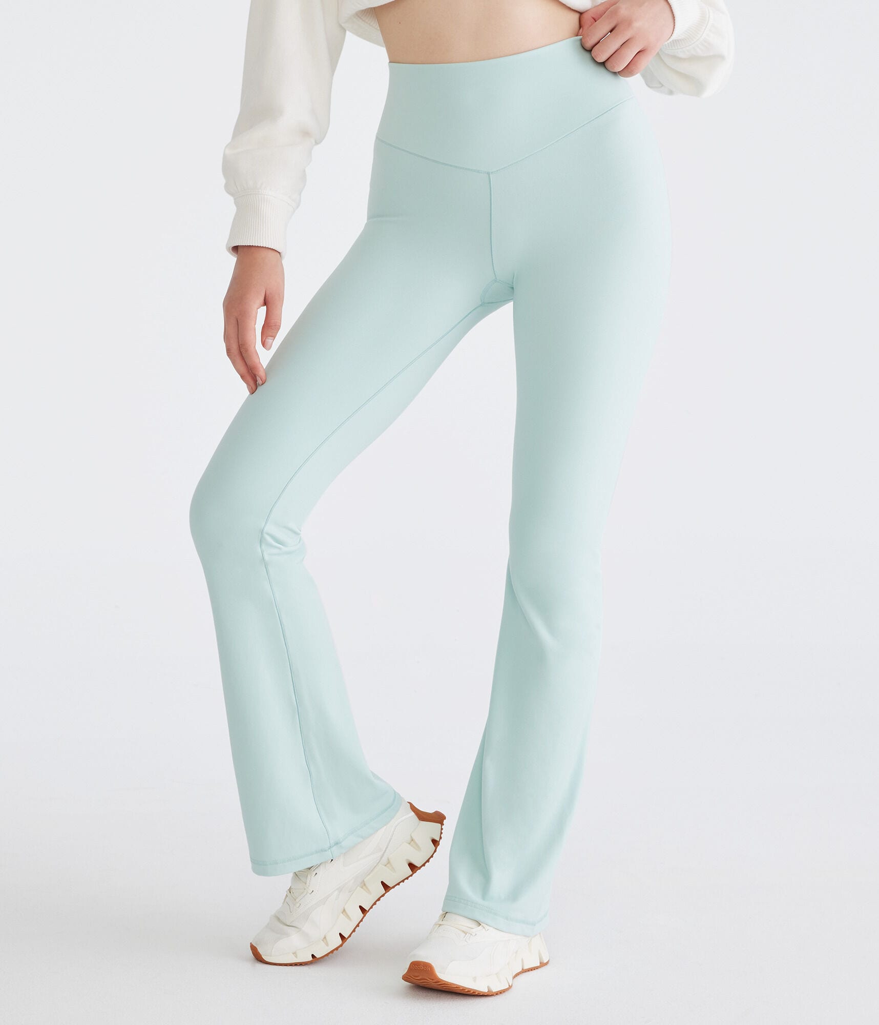 Air Soft High-Rise V-Front Flare Leggings