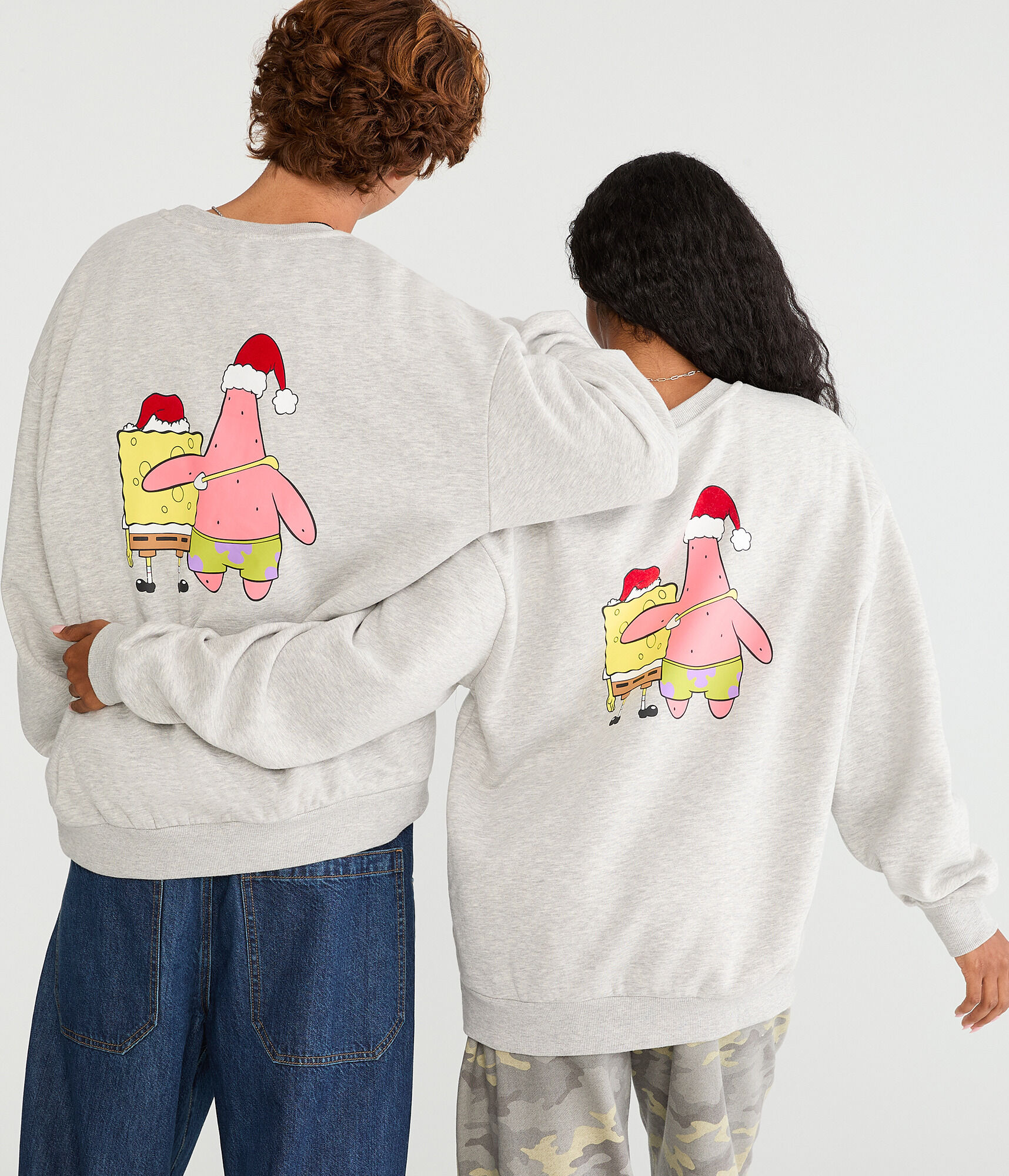 SpongeBob x Aero Christmas Hugs Oversized Crew Sweatshirt