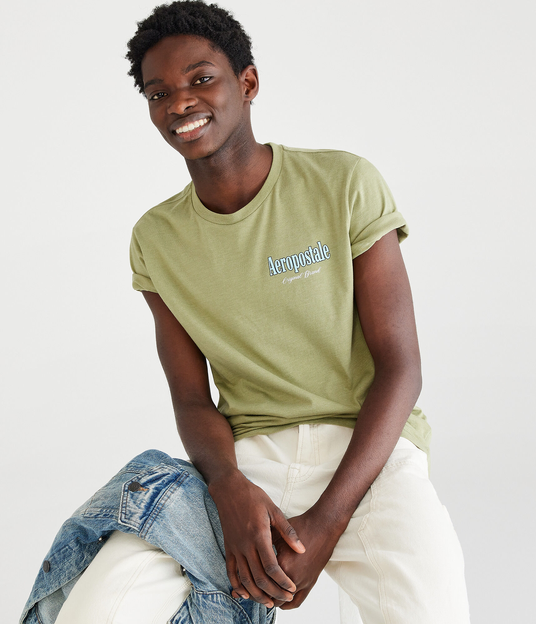 Aeropostale 87 Crest Graphic Tee