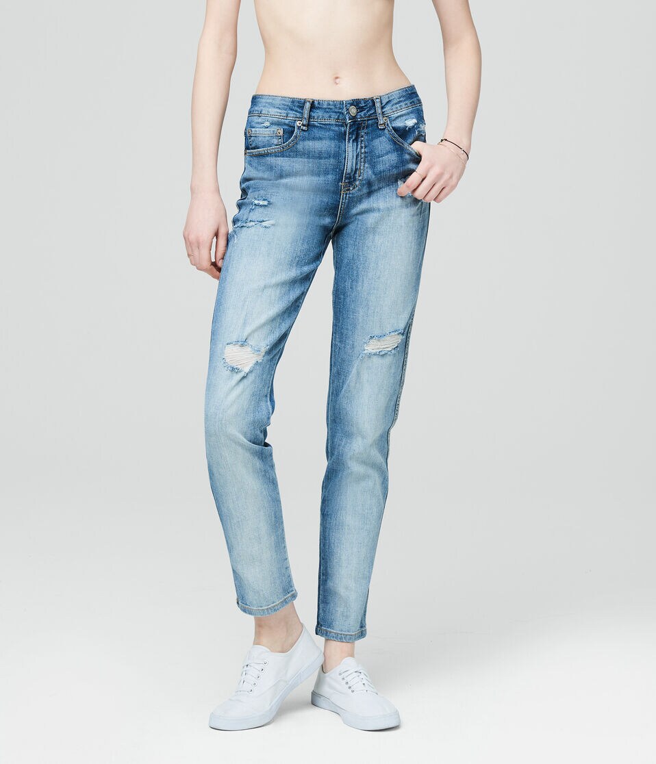 Mid-Rise Girlfriend Jean