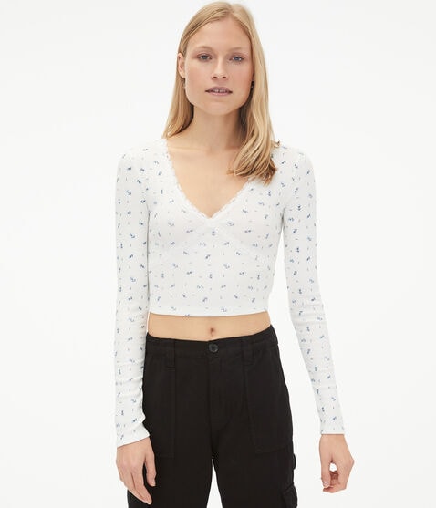 Long Sleeve Floral Crisscross Lace Crop Top Long Sleeve Floral Crisscross Lace Crop Top