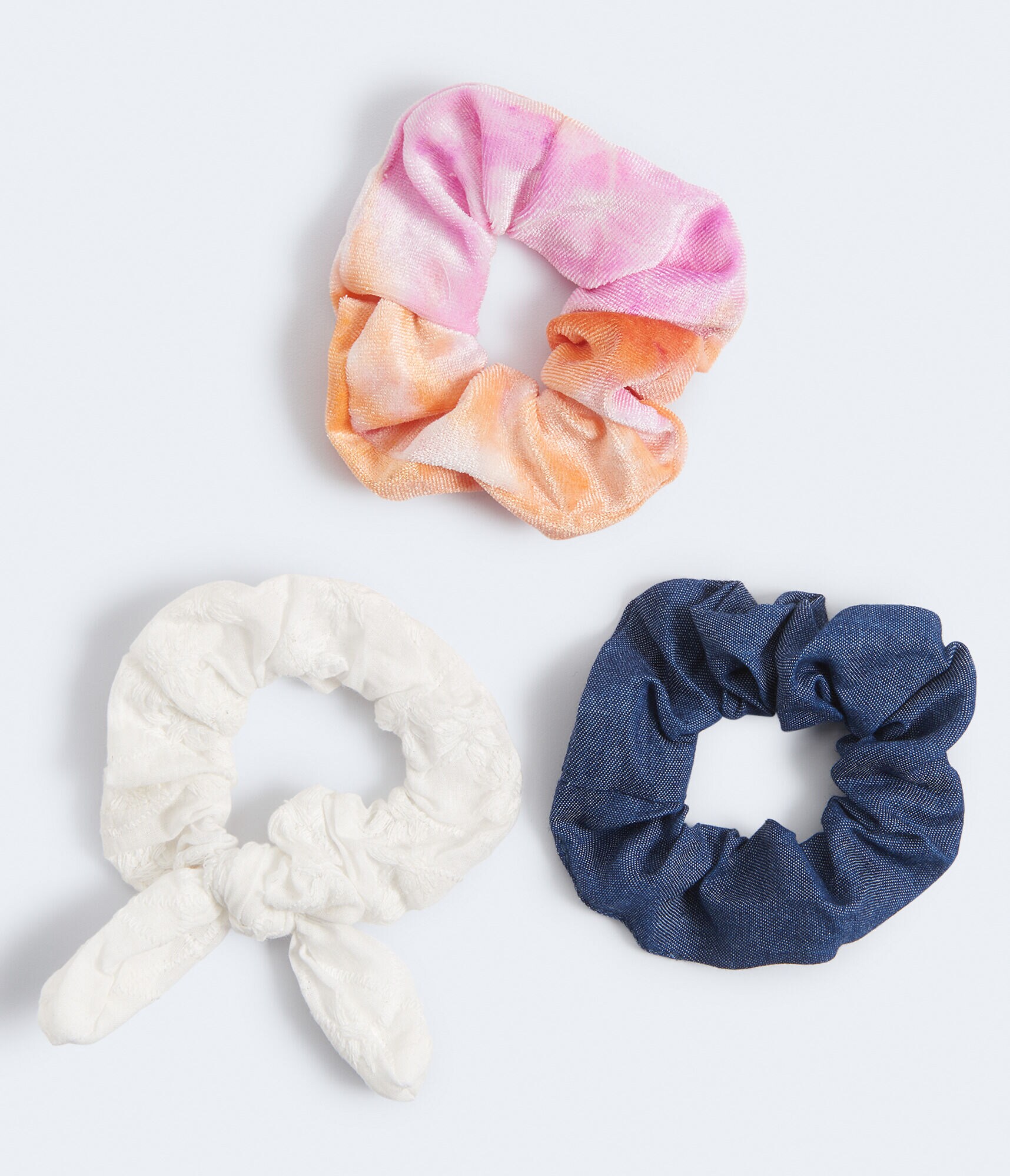 Embroidered Floral Bow Scrunchie 3-Pack