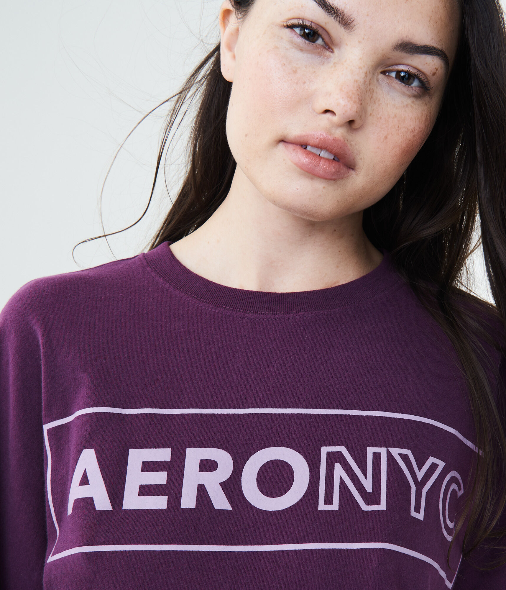Aero NYC Oversized Logo Graphic Tee