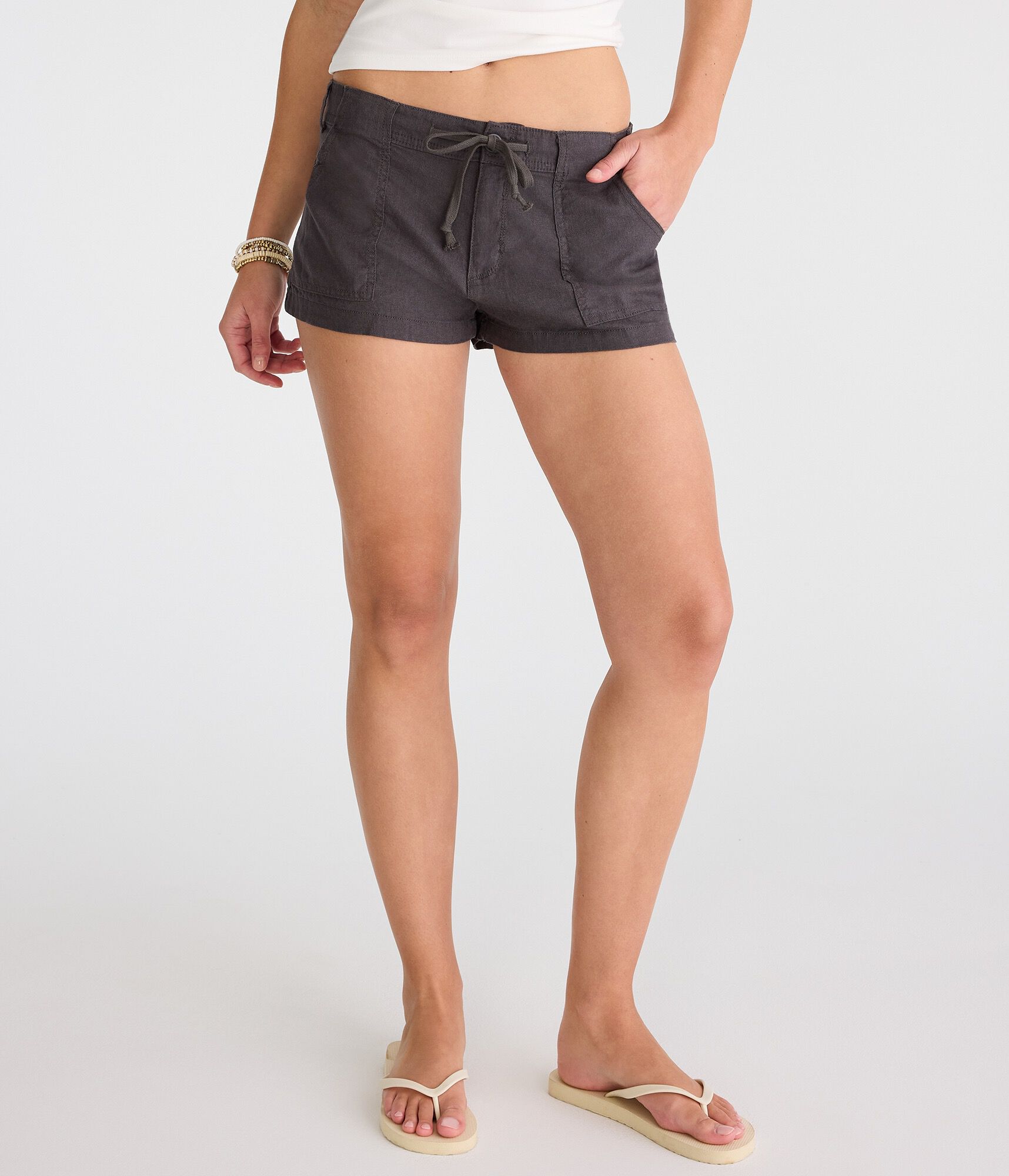 Low-Rise Linen Shorts