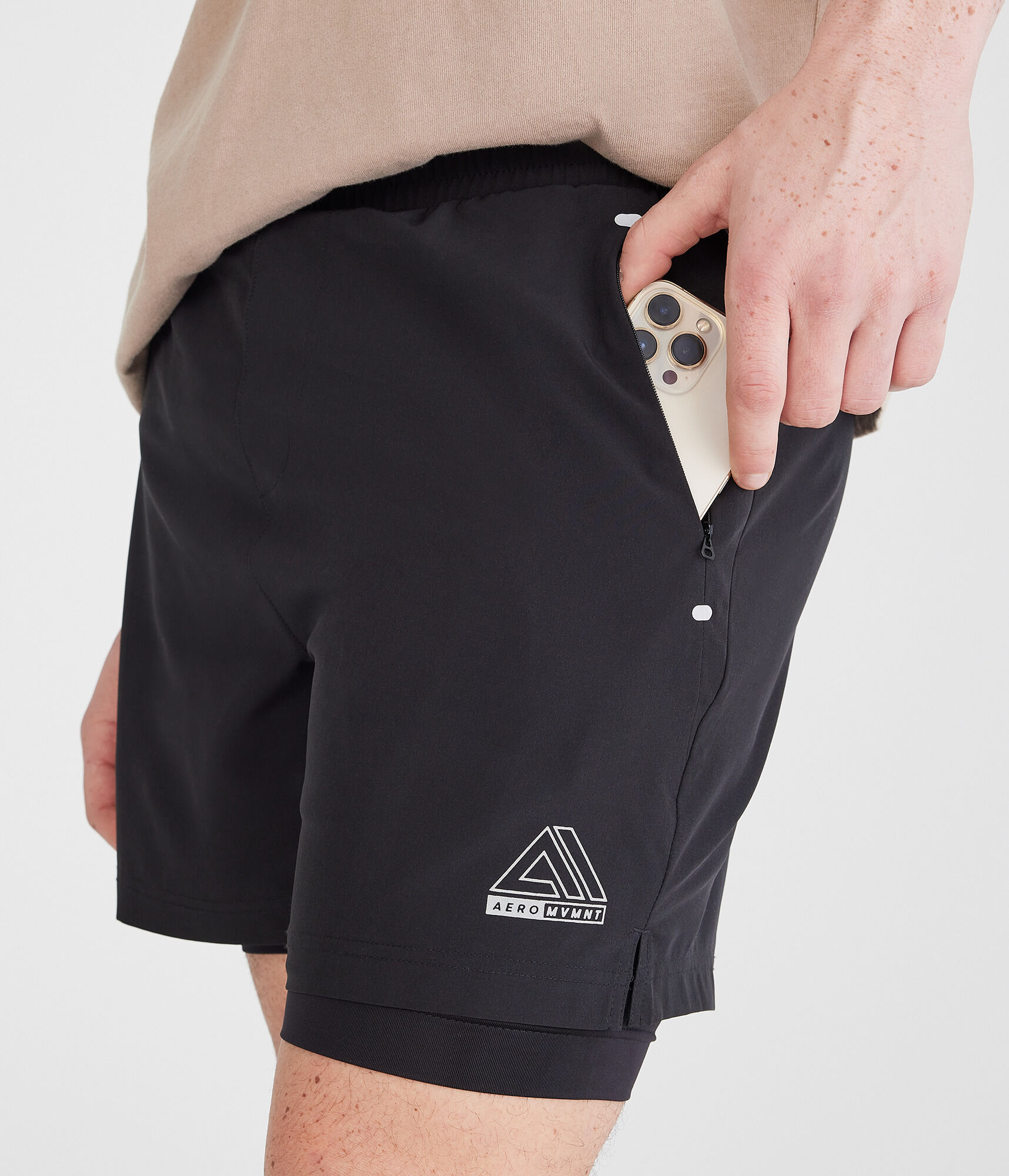 Aero MVMNT 2-in-1 Hybrid Active Shorts 5.5"