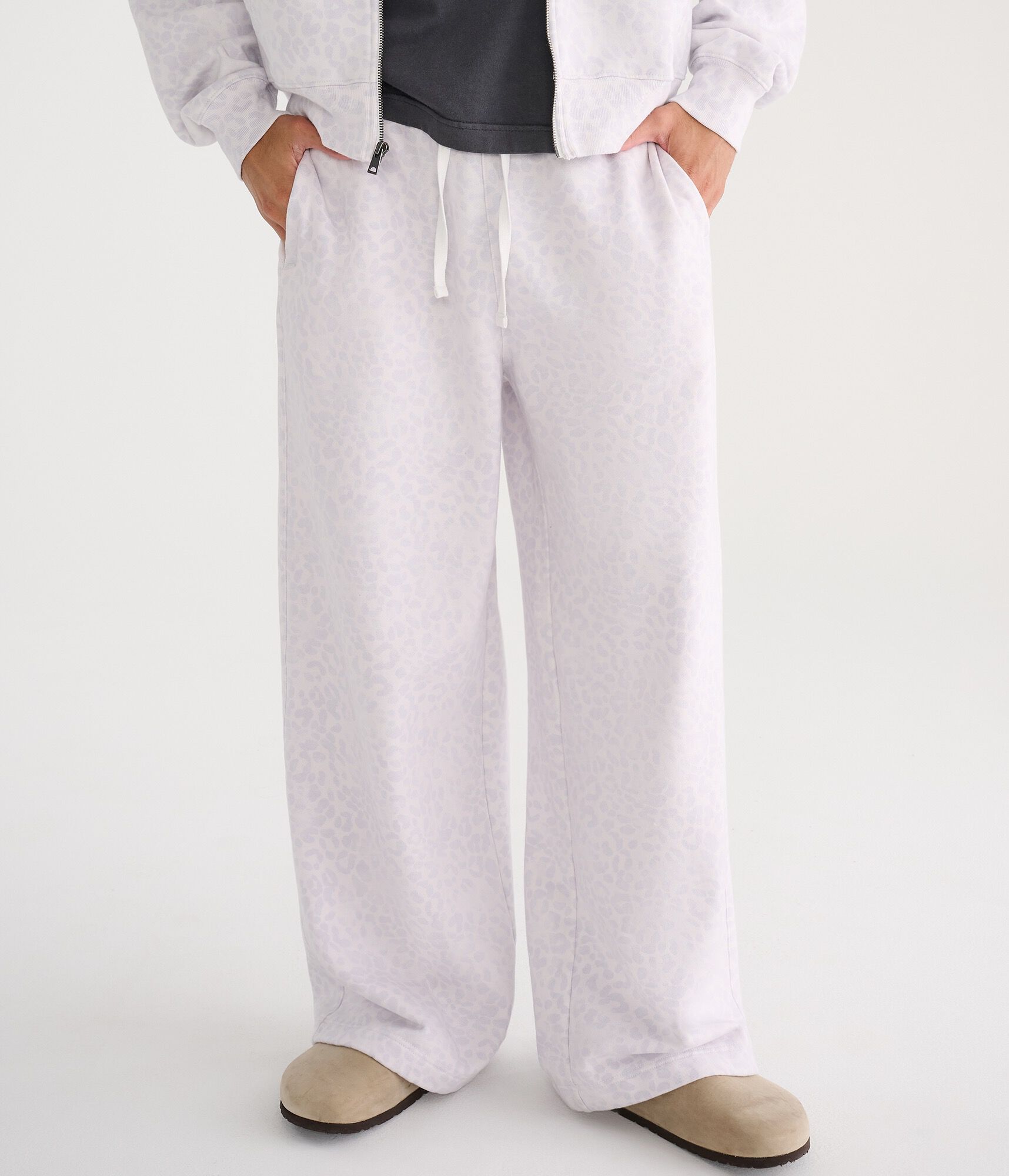 Cloud Soft Snow Leopard Print Super Baggy Sweatpants