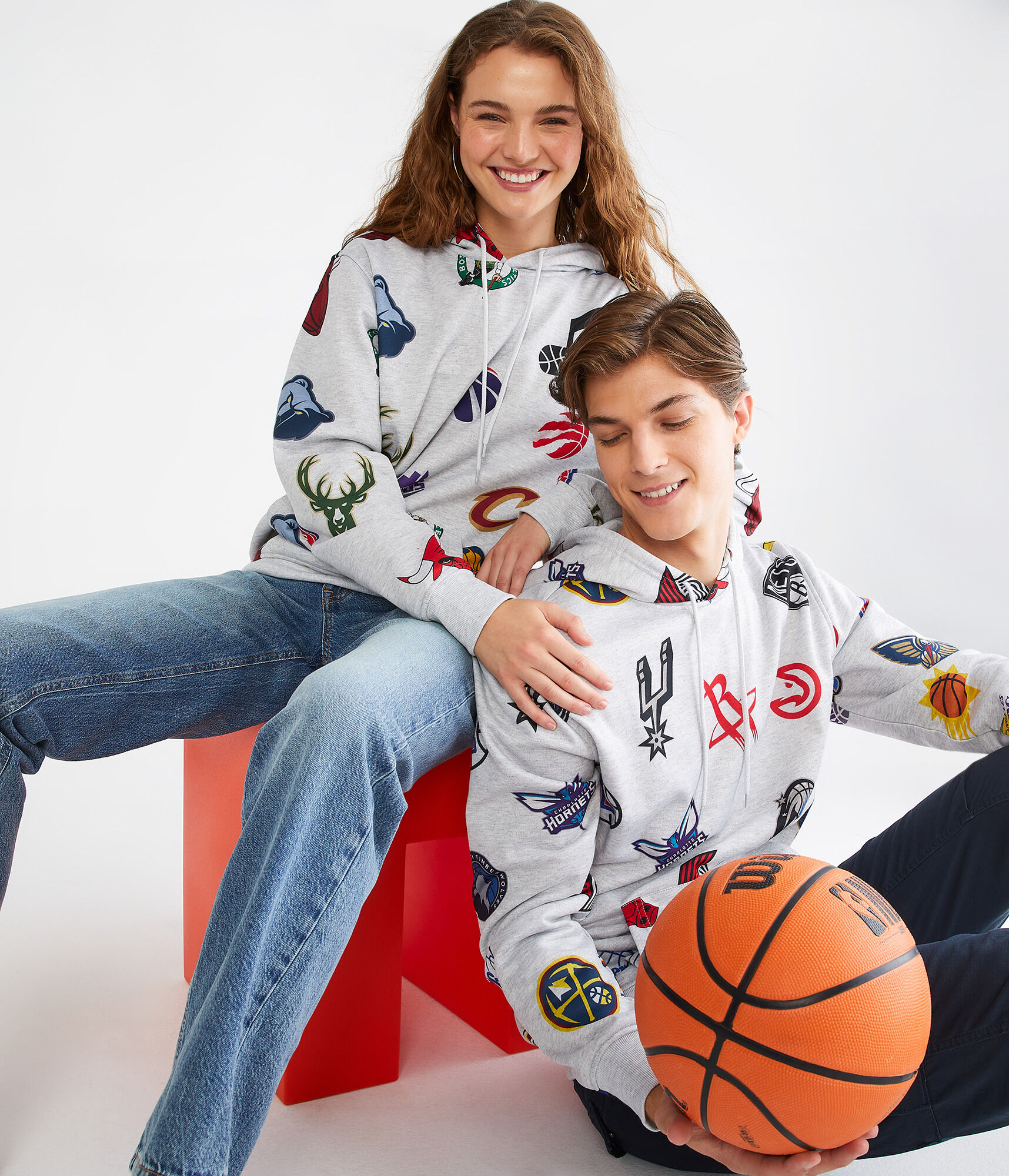 NBA Team Logos Pullover Hoodie