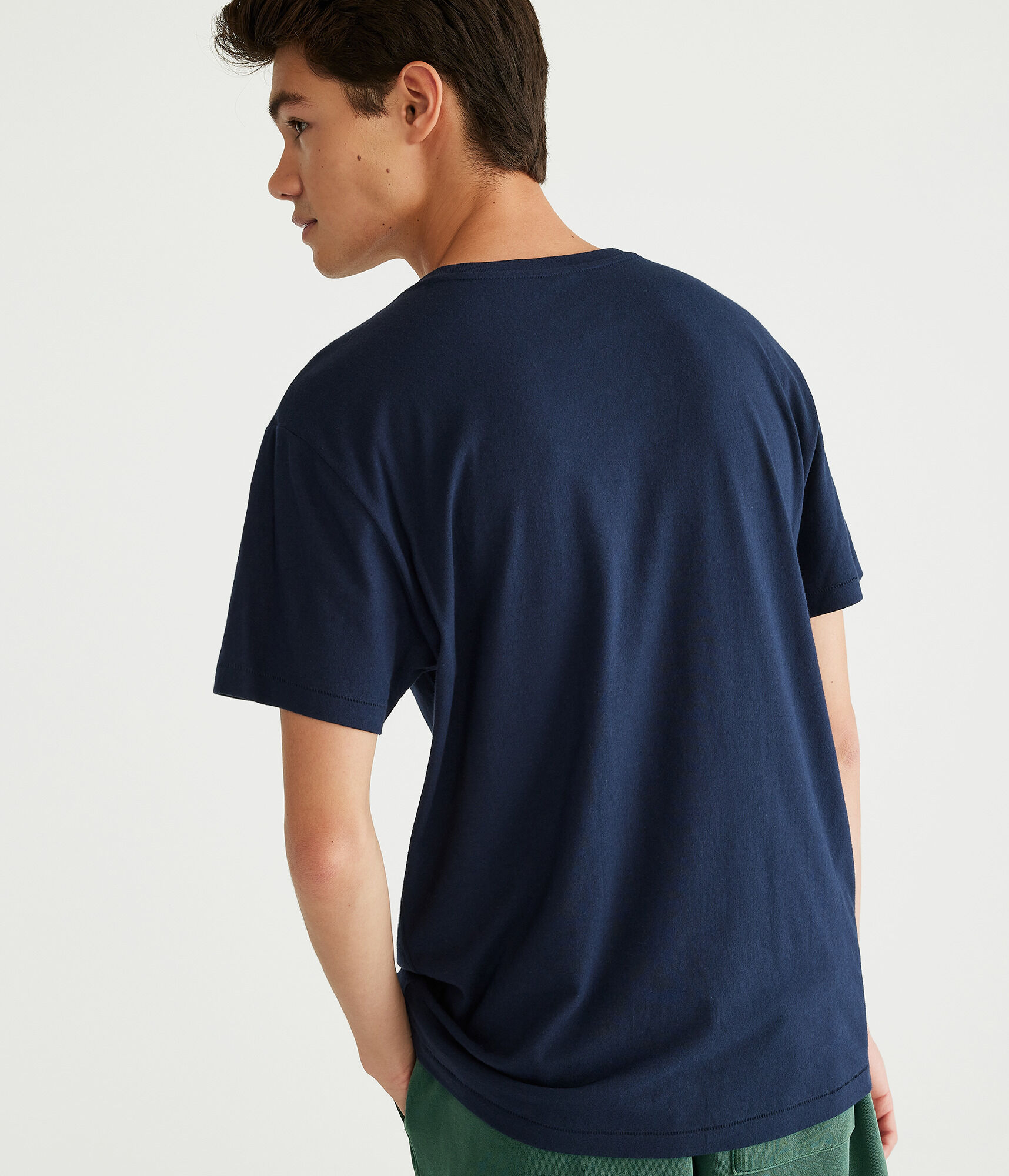 Aero Eighty Seven Appliqu&eacute; Graphic Tee