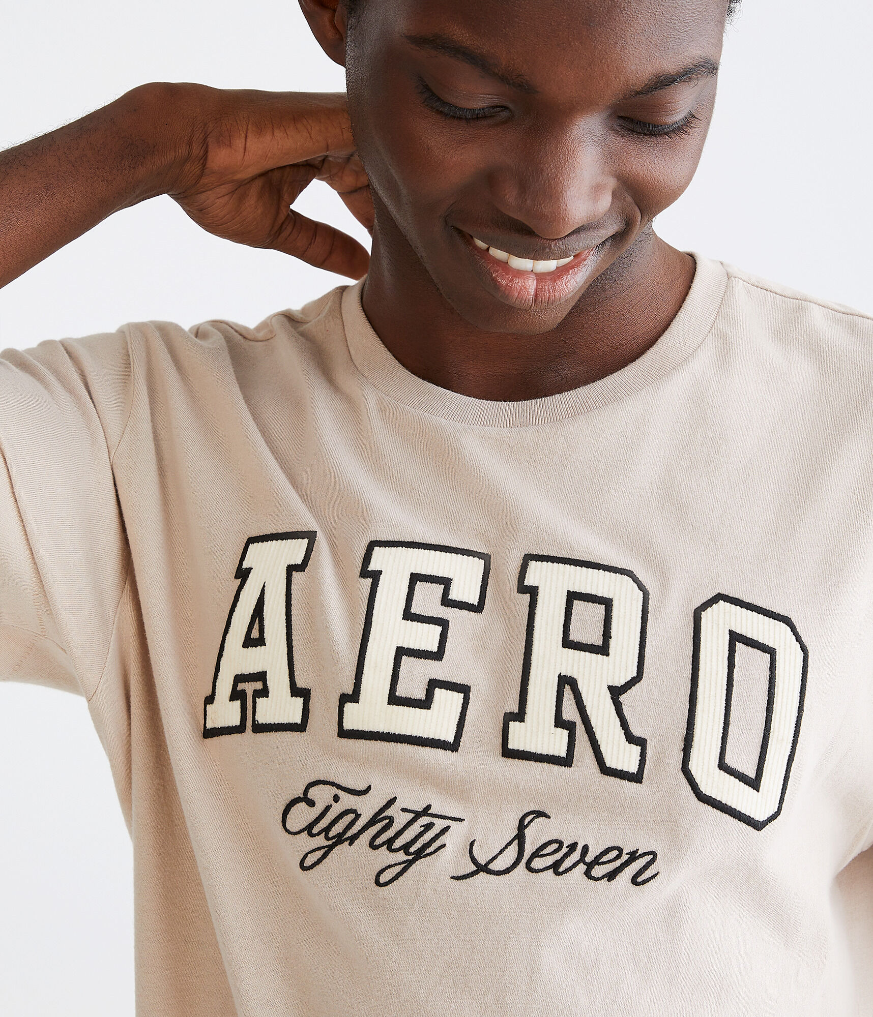 Aero Eighty Seven Appliqu&eacute; Graphic Tee