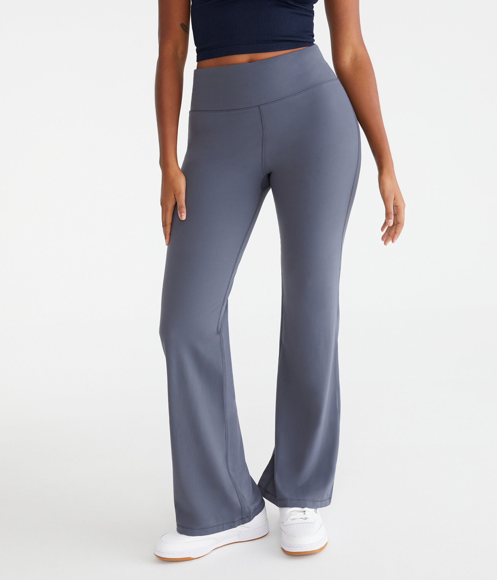 Air Soft Ultra High-Rise Curvy Flare Leggings