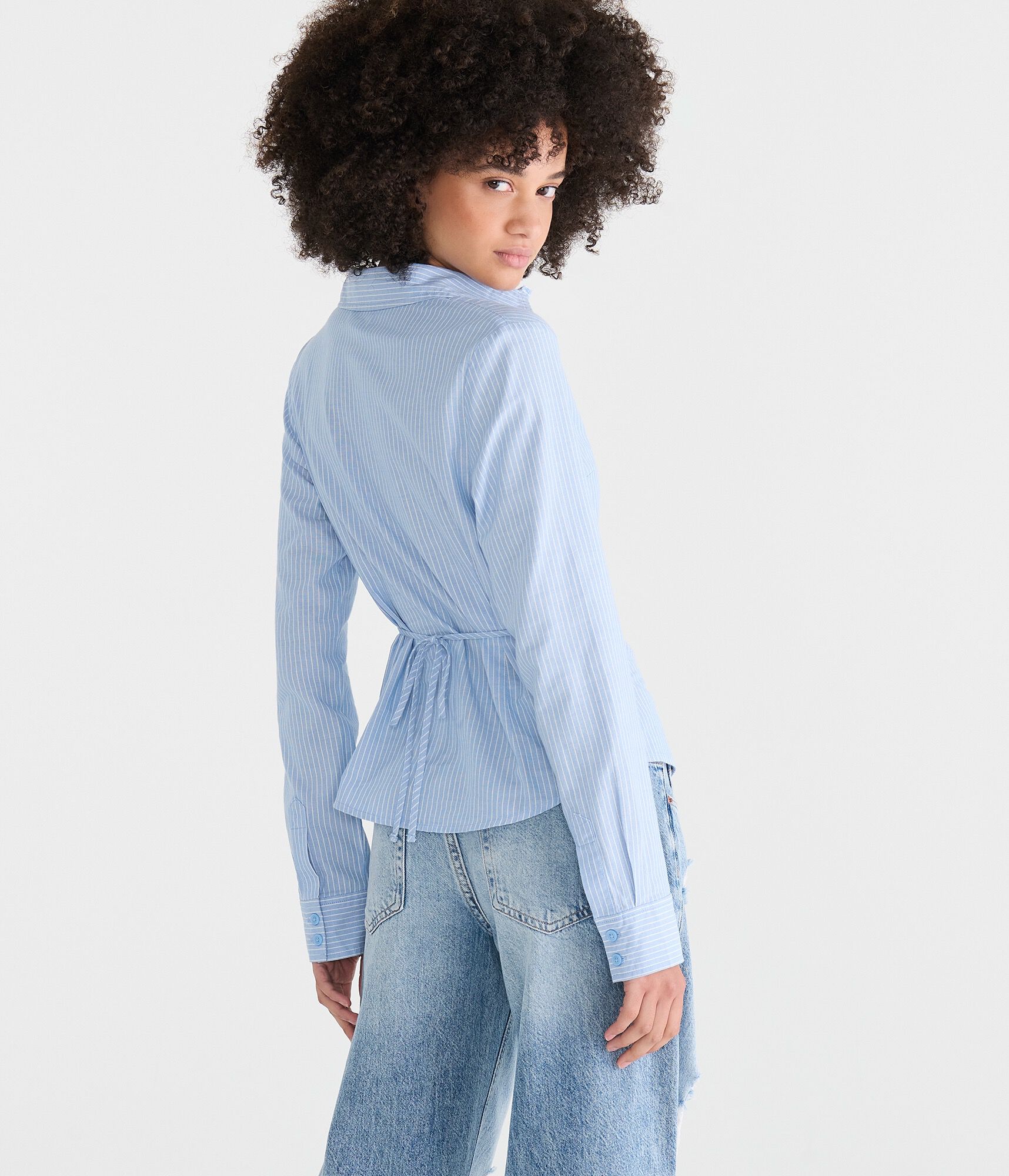 Long Sleeve Striped Tie-Back Fitted Shirt