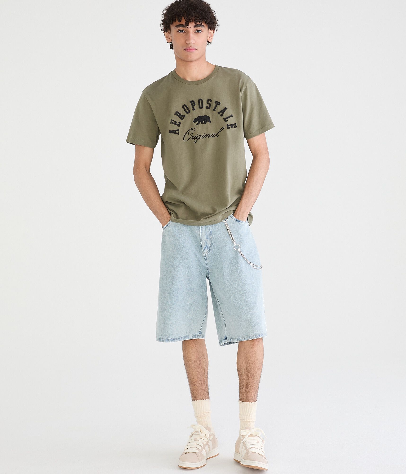 Aeropostale Bear Appliqu&eacute; Graphic Tee