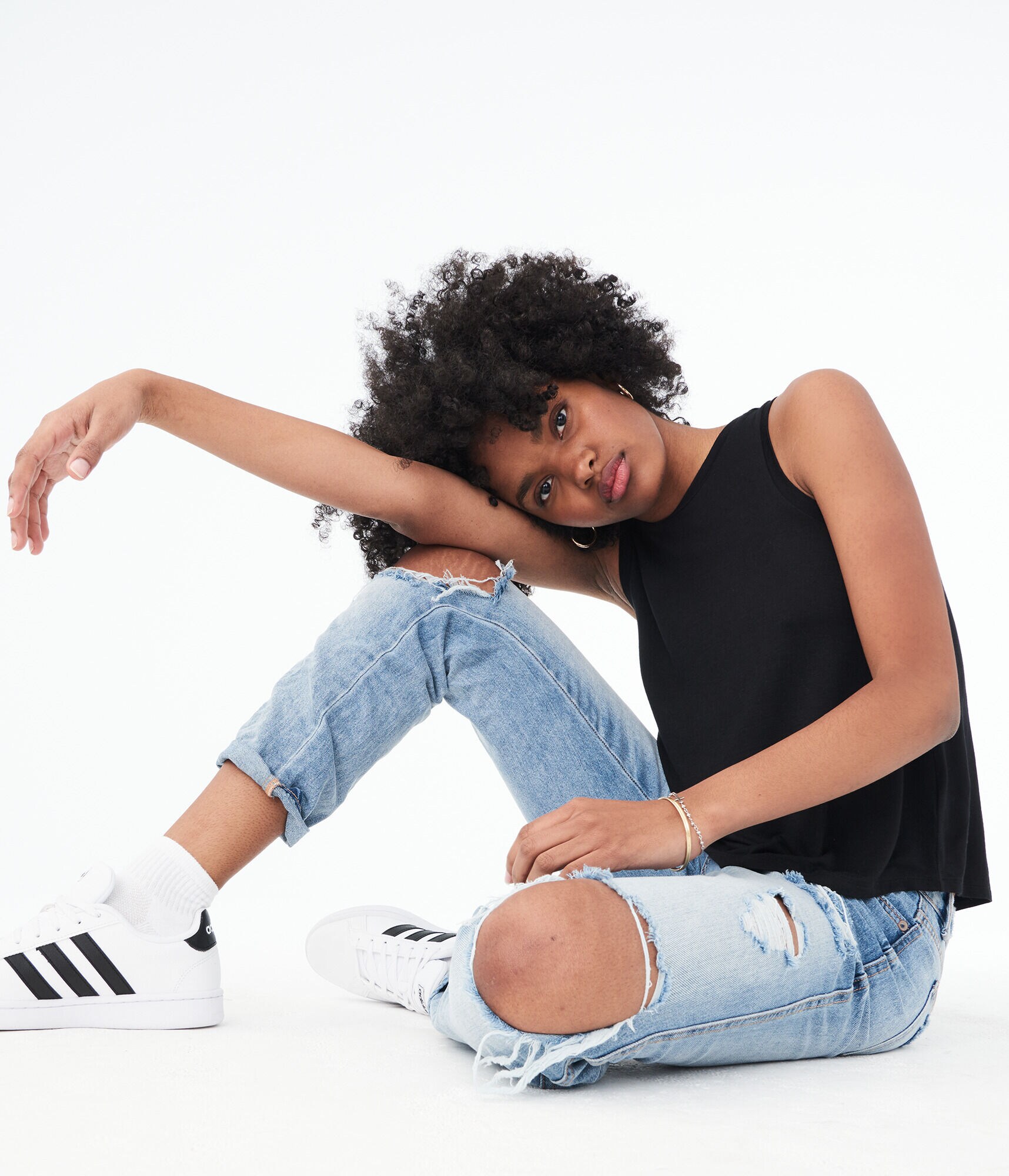 Low-Rise Boyfriend Ankle Jean