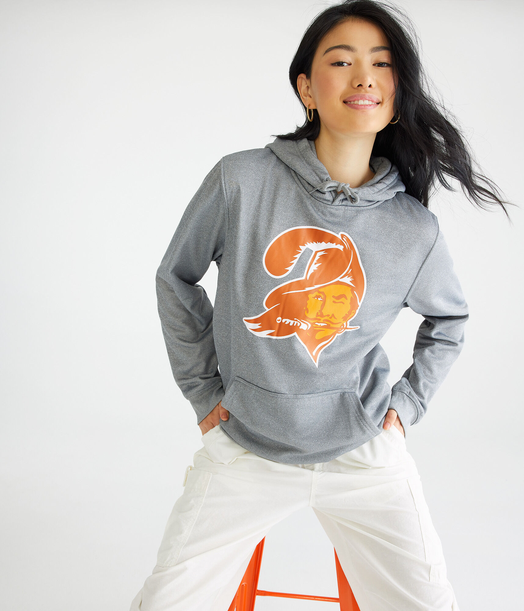 Tampa Bay Buccaneers Pullover Hoodie