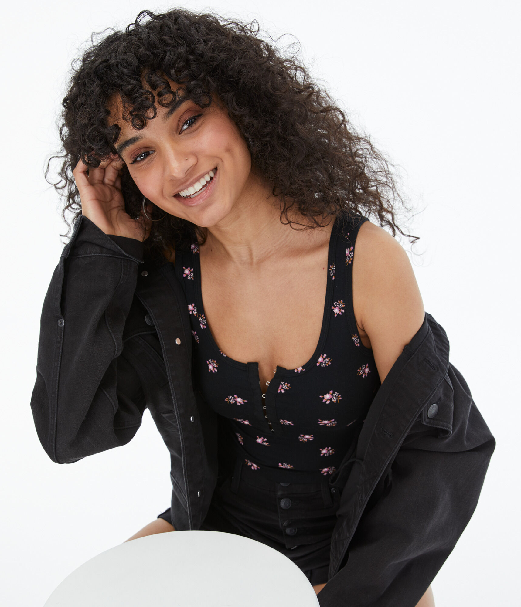 Floral Hook-And-Eye Scoop-Neck Cropped Tank