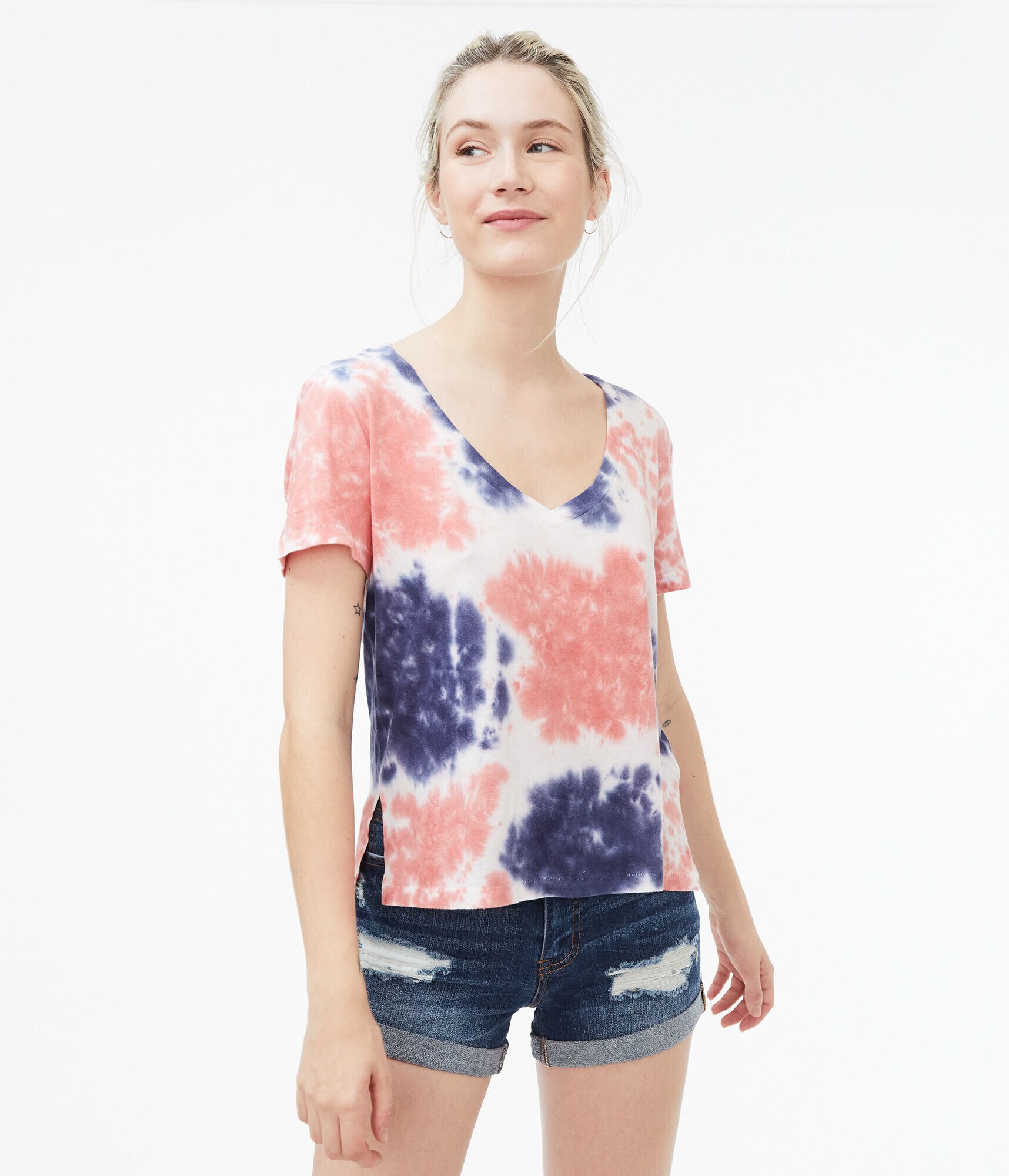 Americana Tie-Dye Perfect Cotton V-Neck Tee