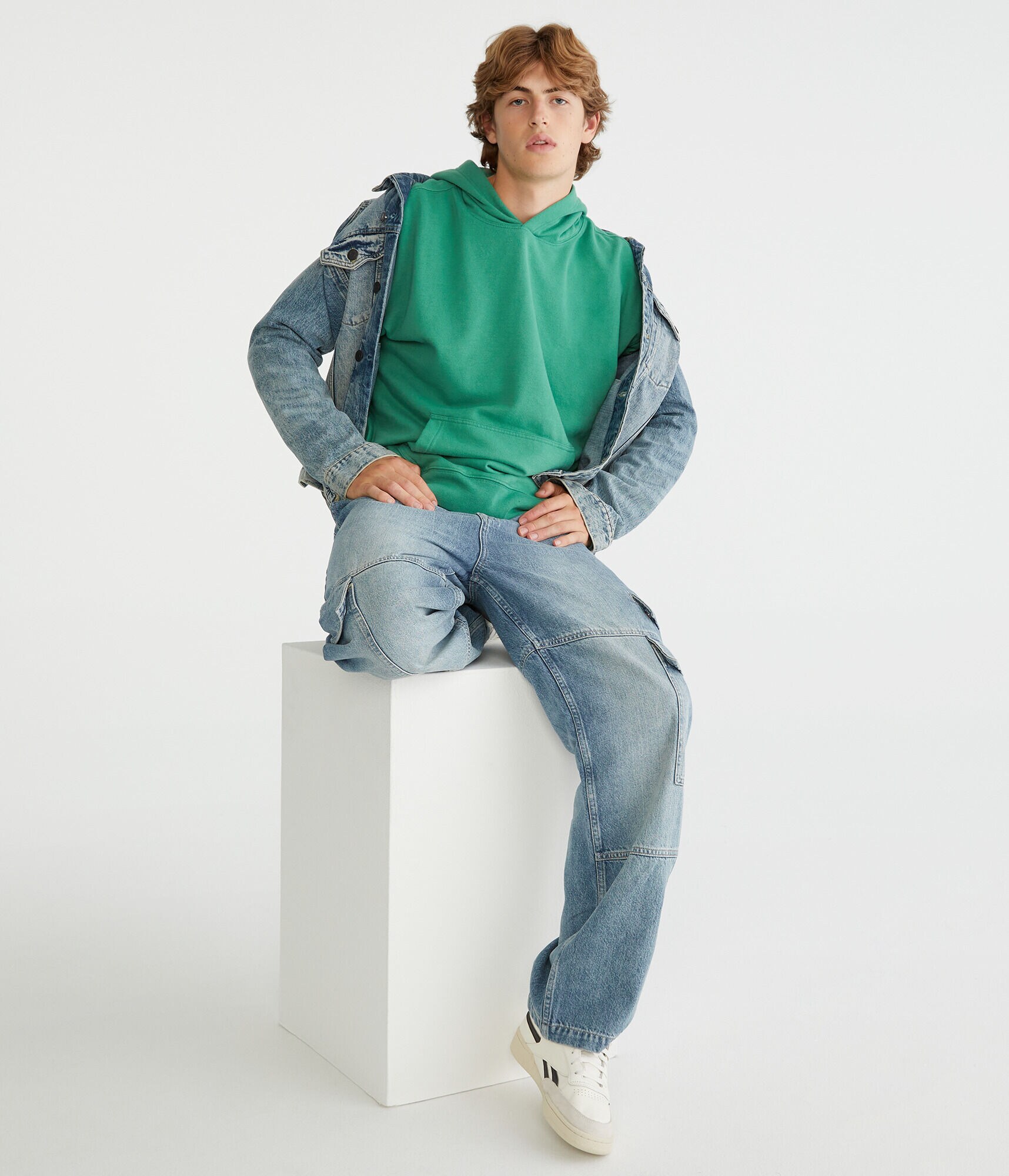 Aero Solid Pullover Hoodie