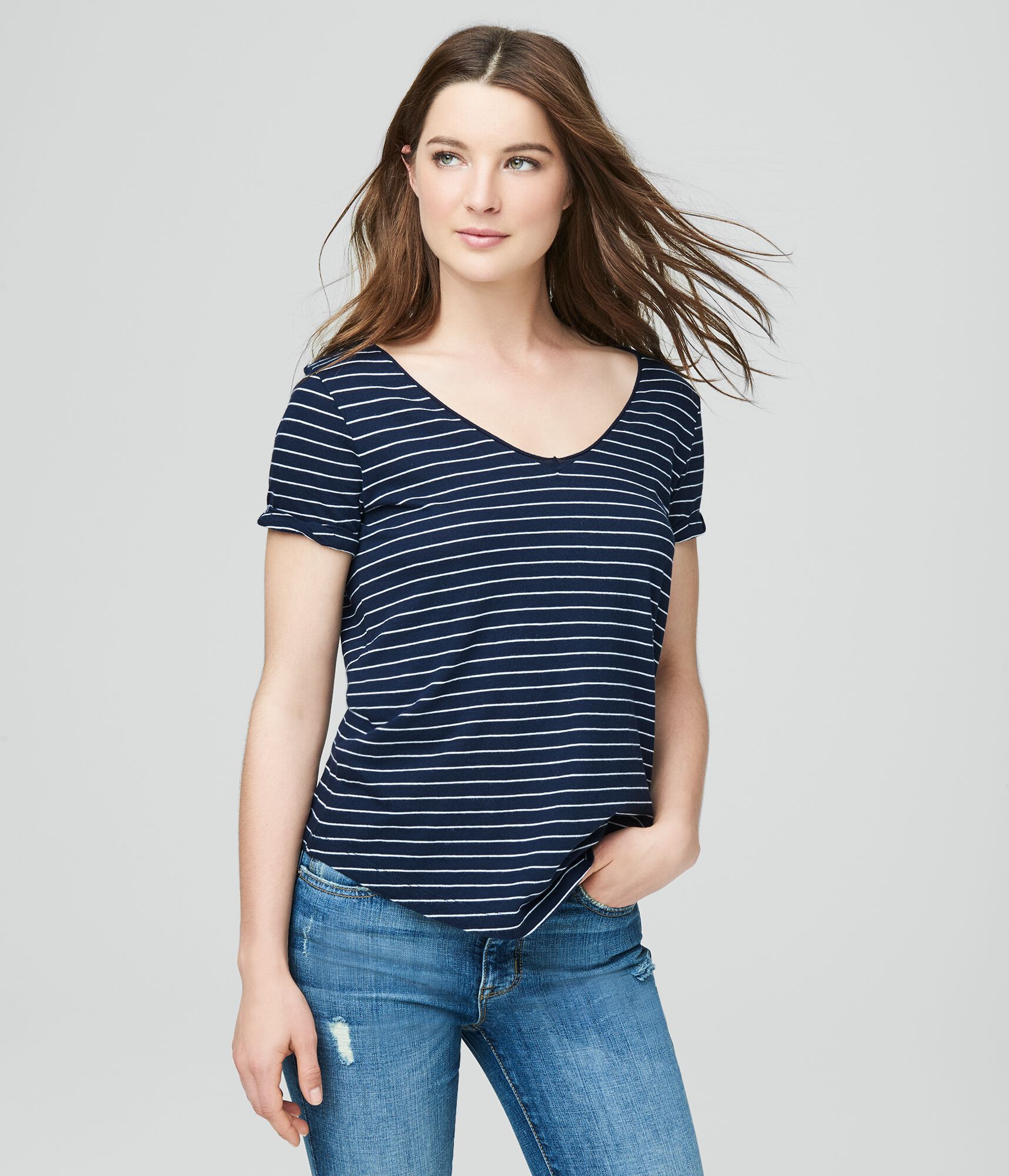 Prince &amp; Fox Striped V-Neck Cambridge Tee