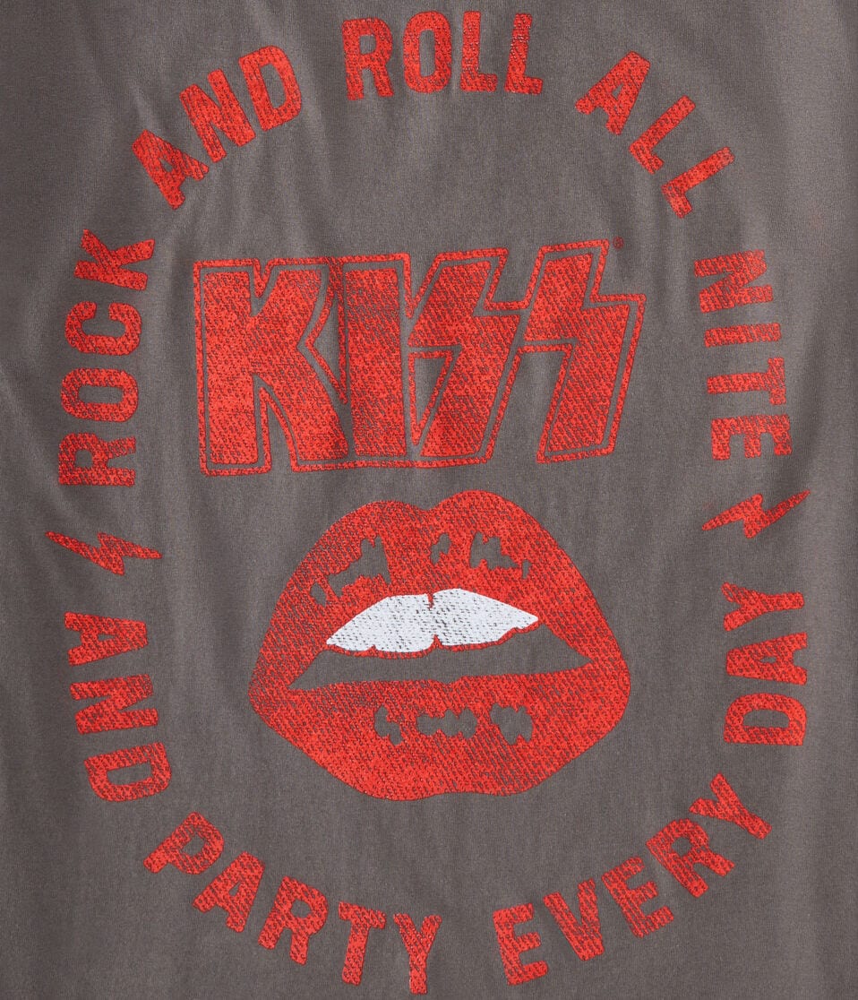 Kiss Lips Oversized Graphic Tee