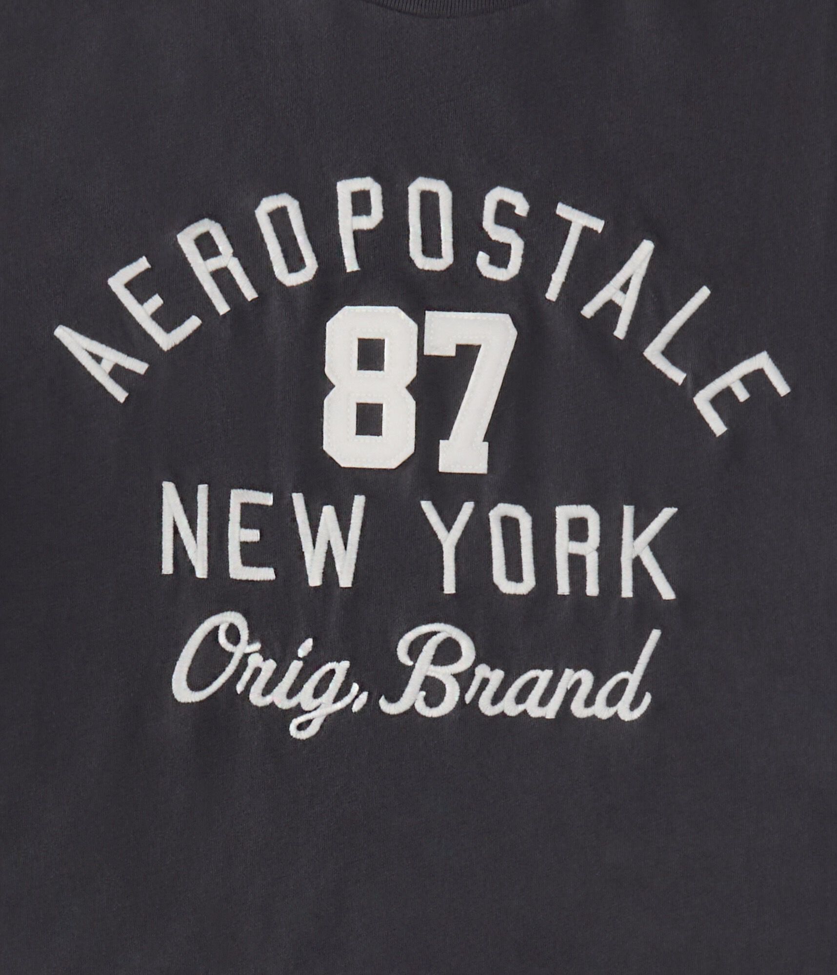Aeropostale 87 Arch Appliqu&eacute; Graphic Tee