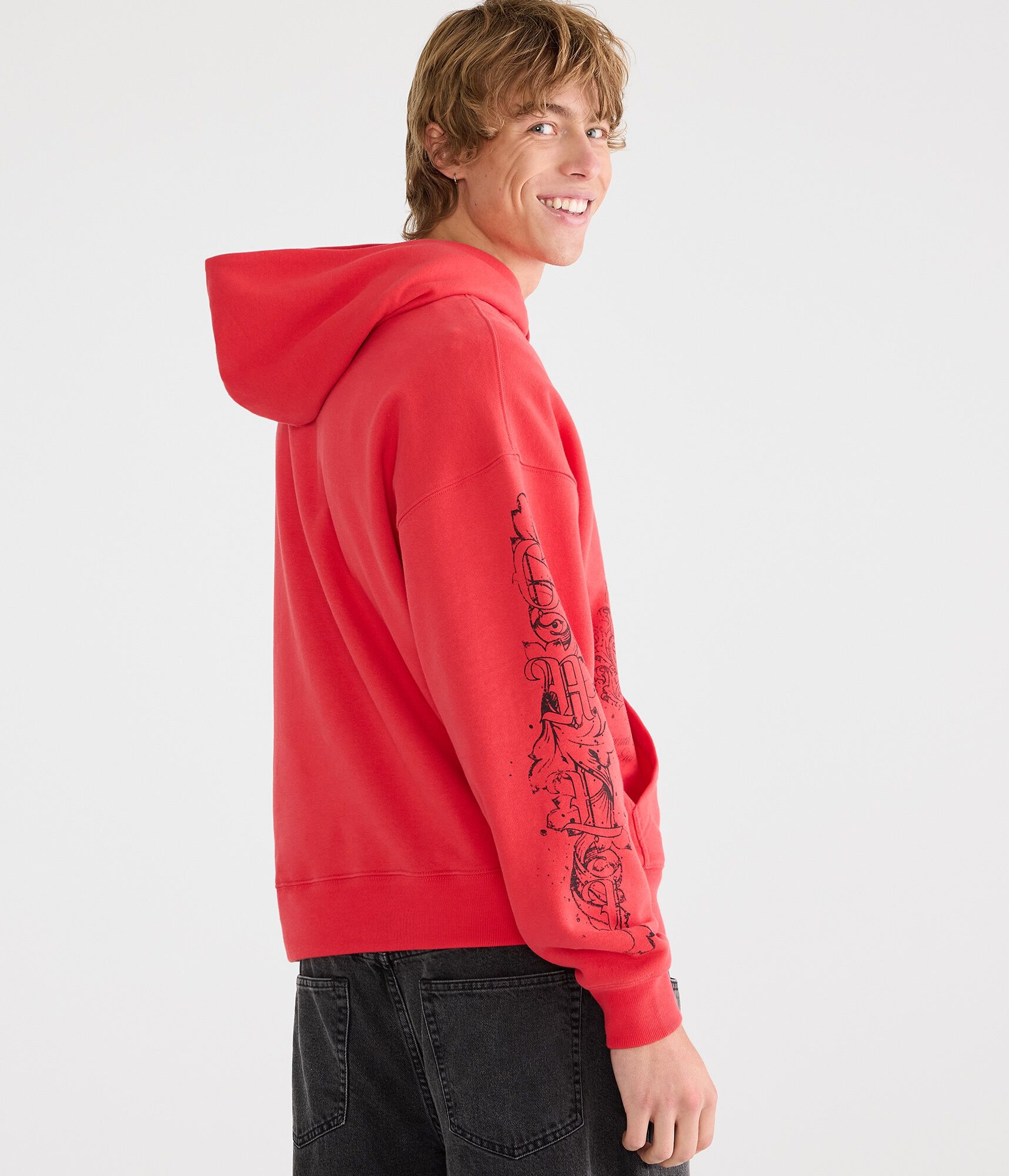 Lion Crest Boxy Pullover Hoodie