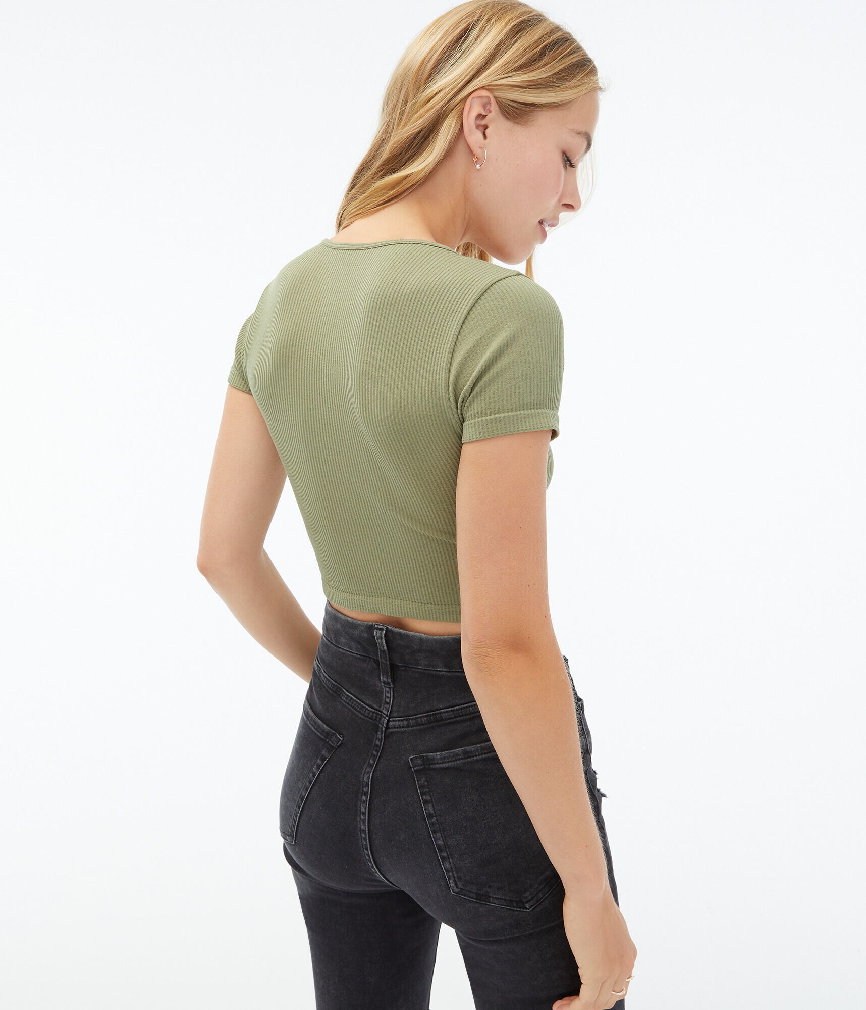 Seriously Soft Seamless Cropped Snap Henley