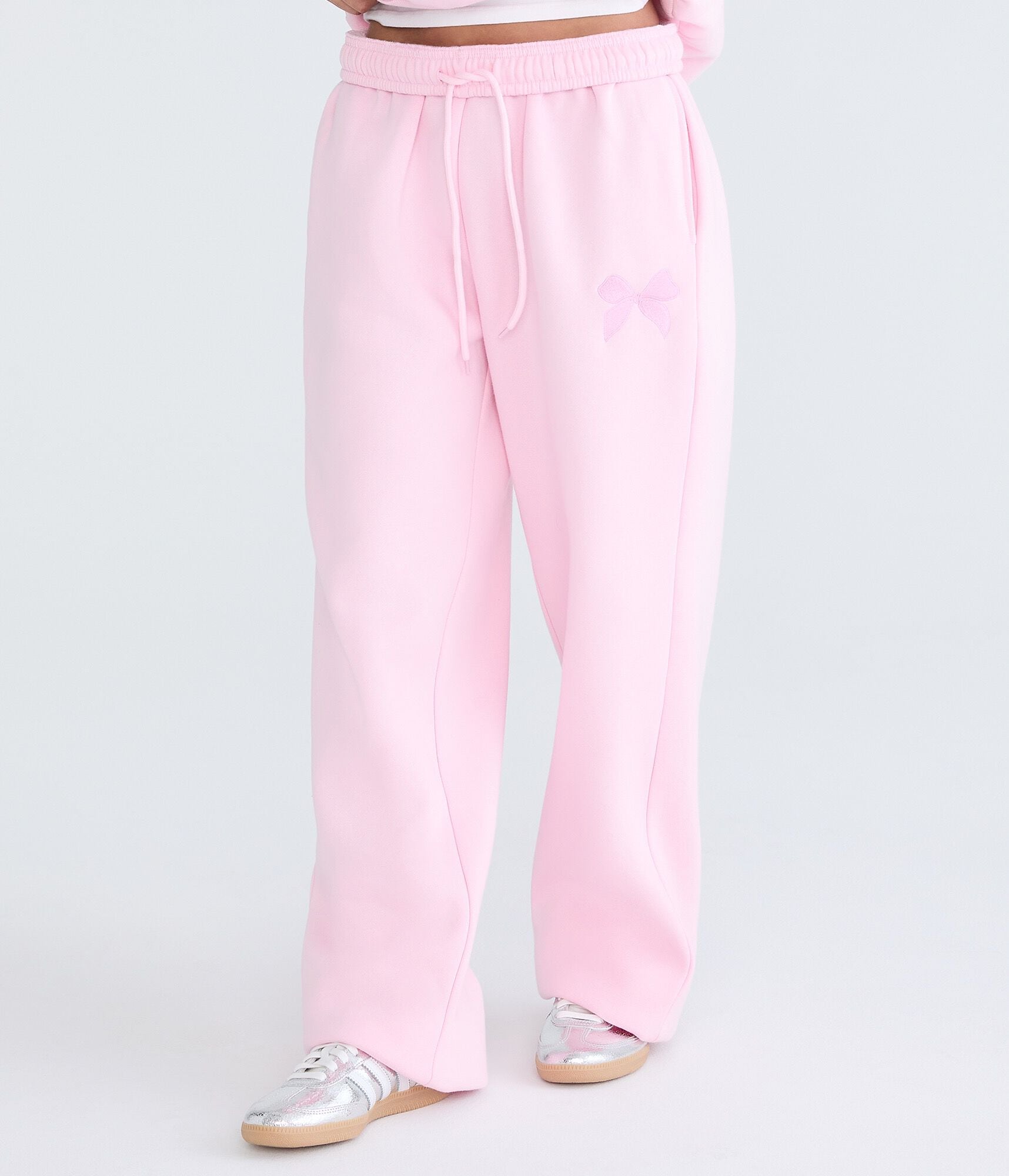 Cloud Soft Embroidered Bow High-Rise Straight Leg Sweatpants