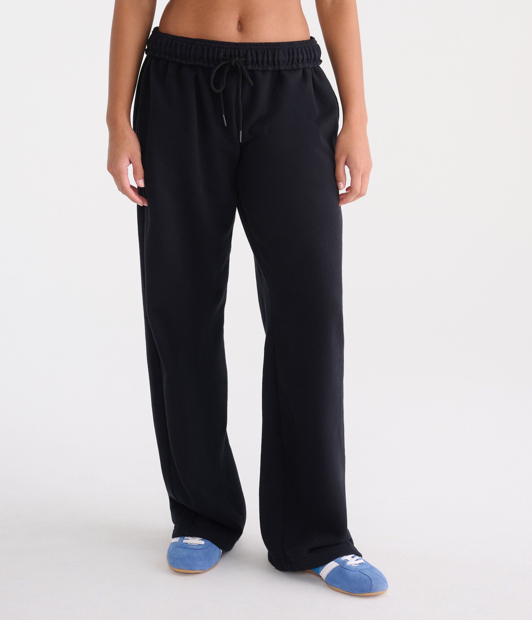 Cloud Soft Mid-Rise Straight Leg Sweatpants