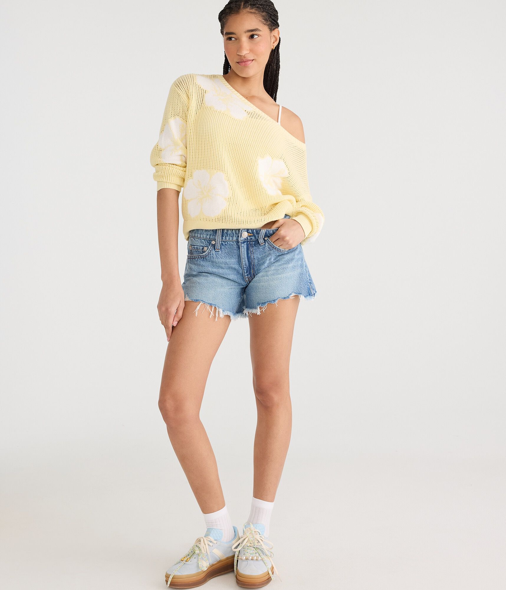 Low-Rise Baggy 4" Denim Shorts