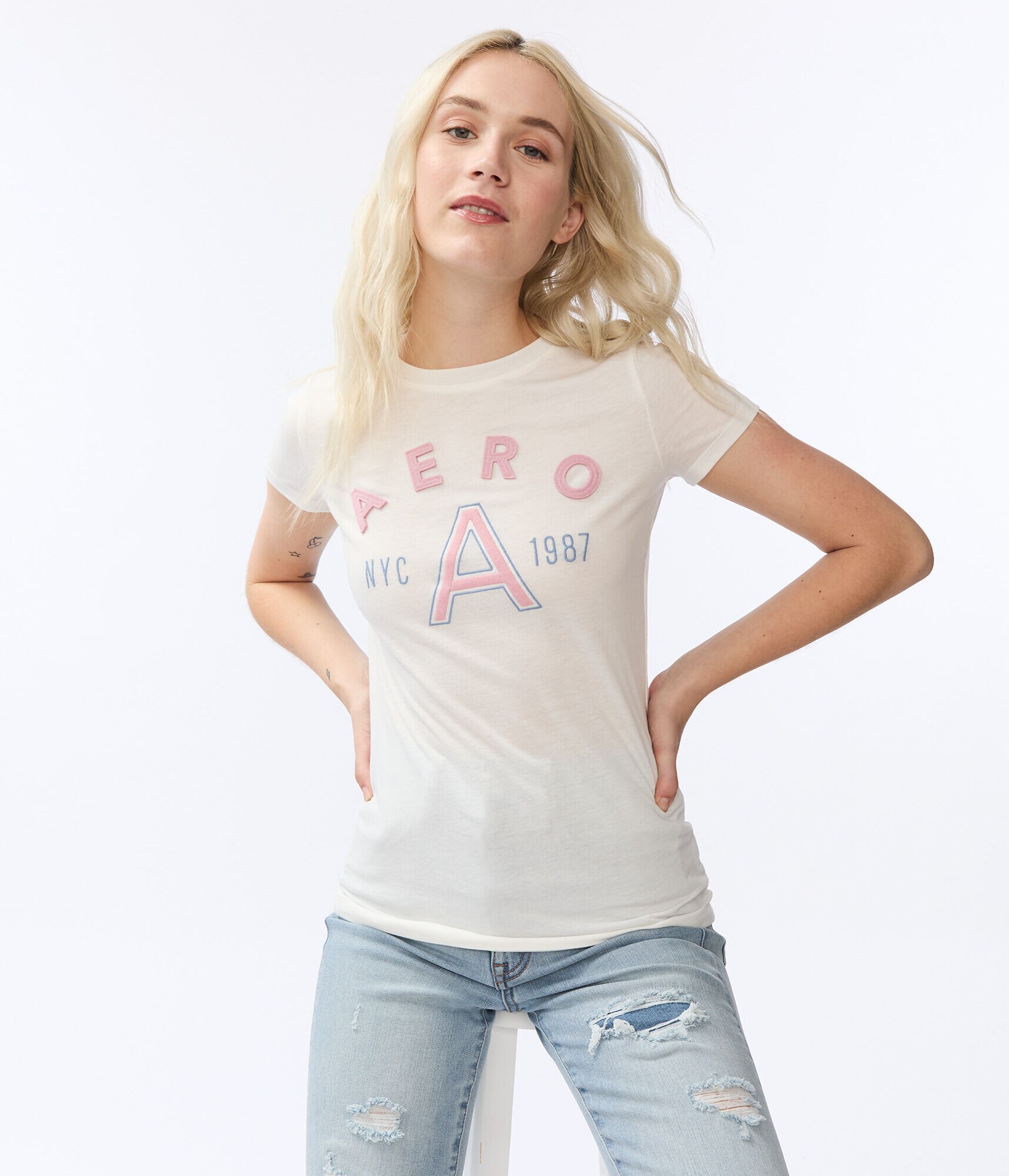 Aero Arch Letter Appliqu&eacute; Graphic Tee***