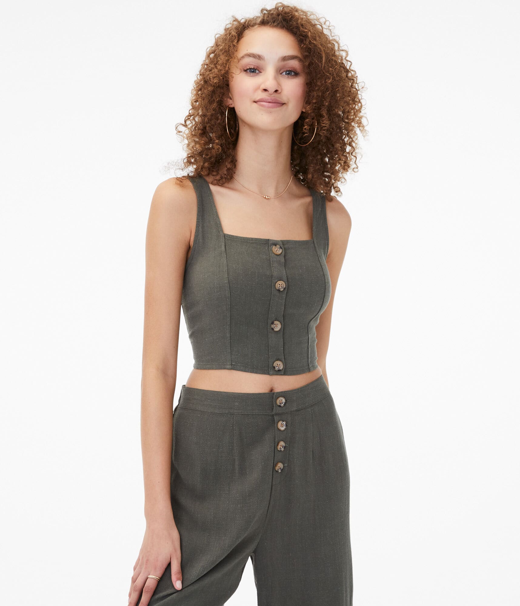 83075341_185_main.jpg?sw=968&