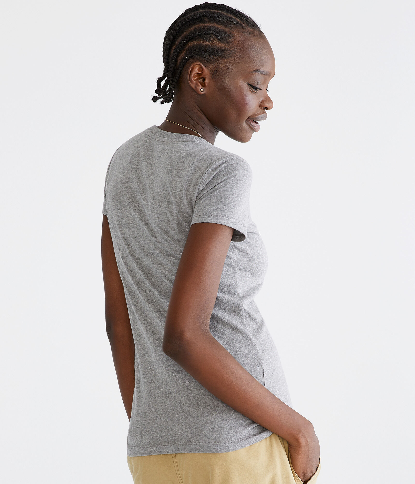 Aeropostale Arch Floral Appliqu&eacute; Graphic Tee