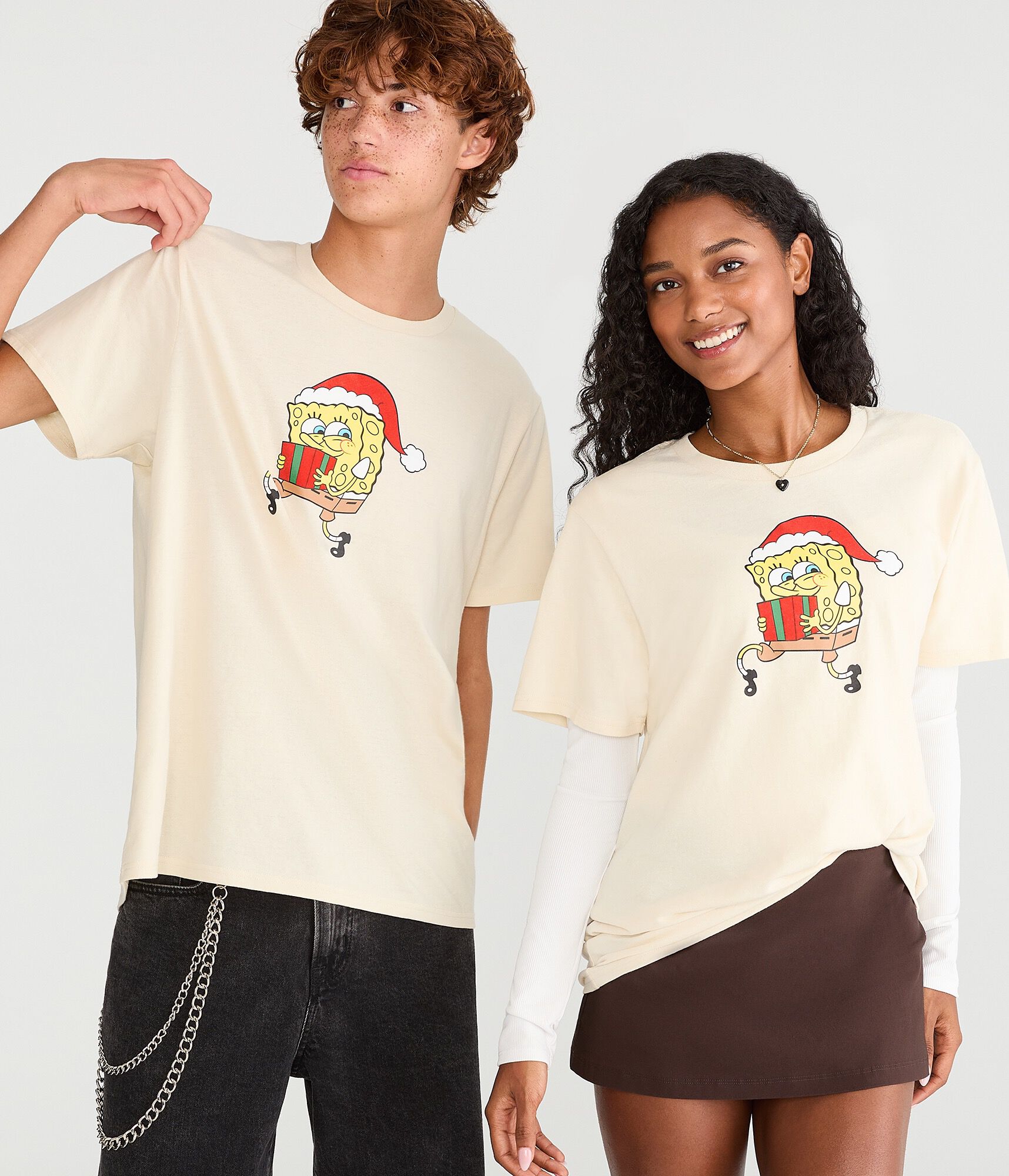 SpongeBob x Aero Christmas Gifts Relaxed Graphic Tee