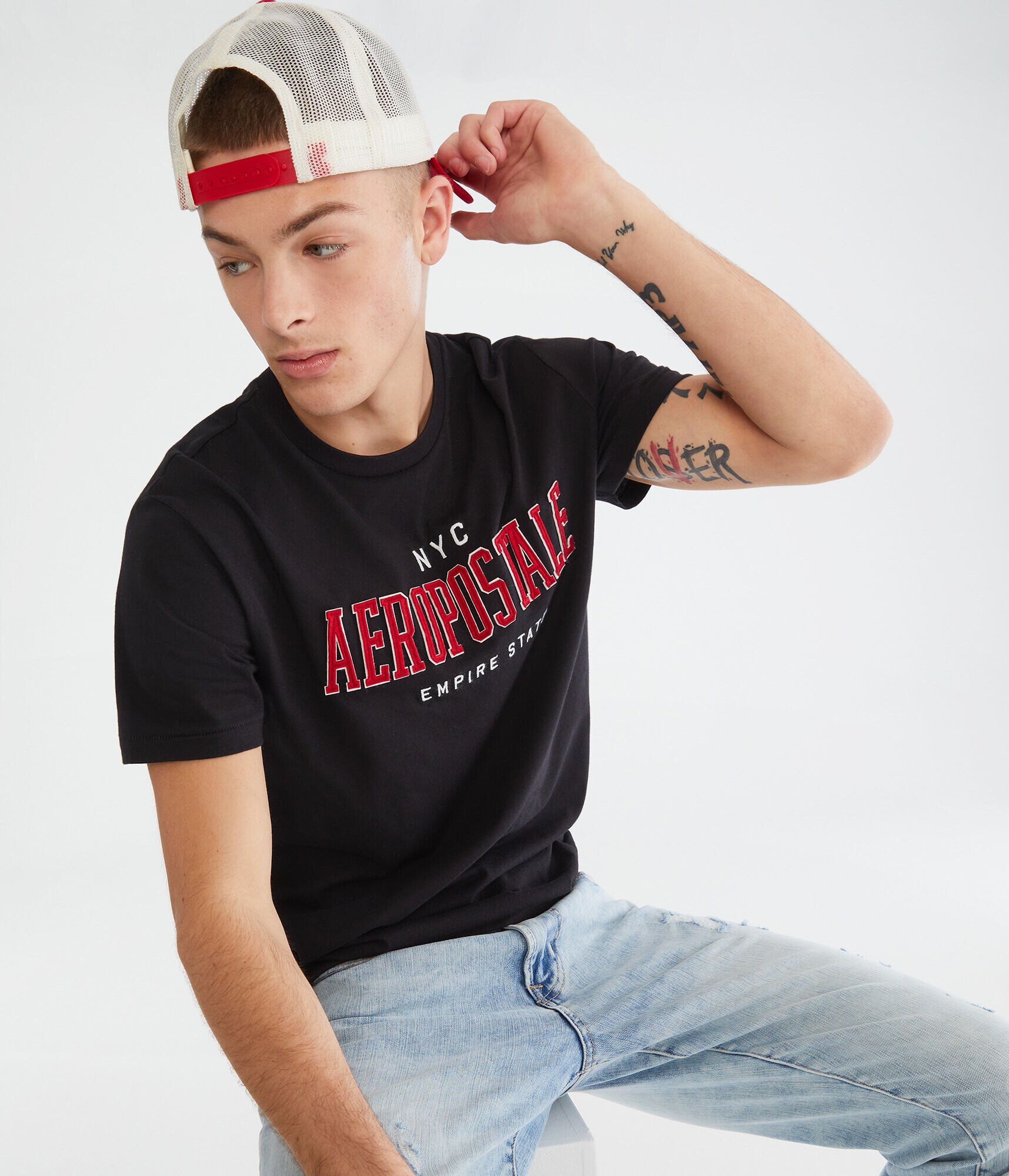 Aeropostale Empire State Appliqu&eacute; Graphic Tee