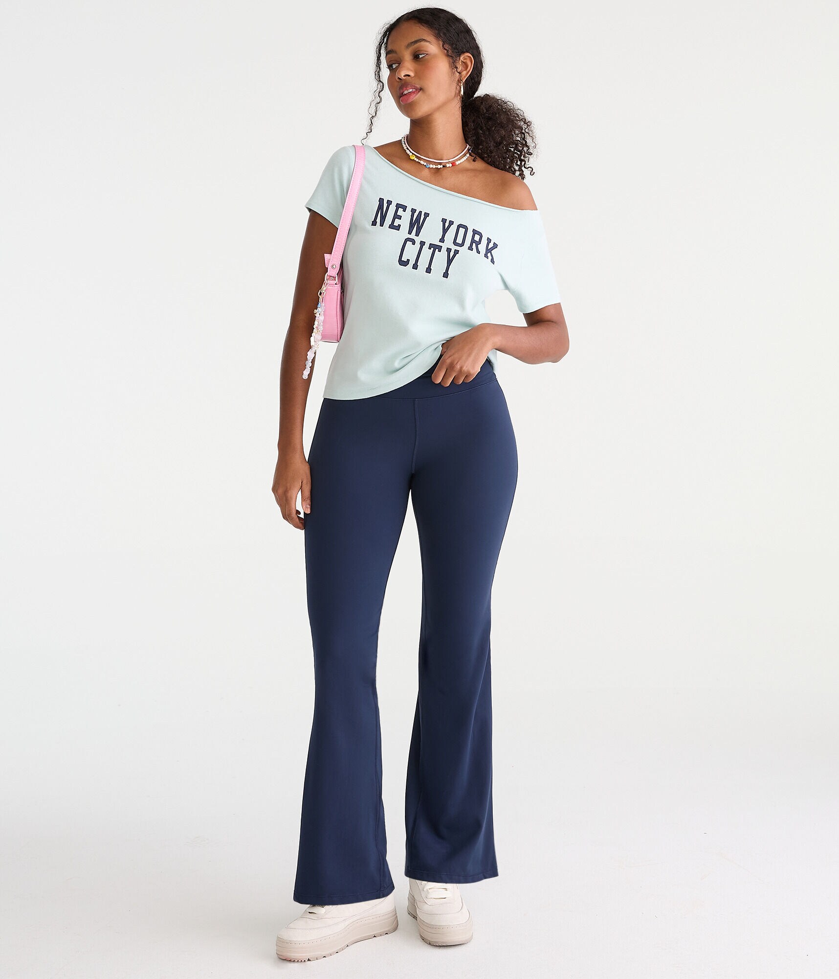 Curvy Air Soft Ultra High-Rise Flare Leggings