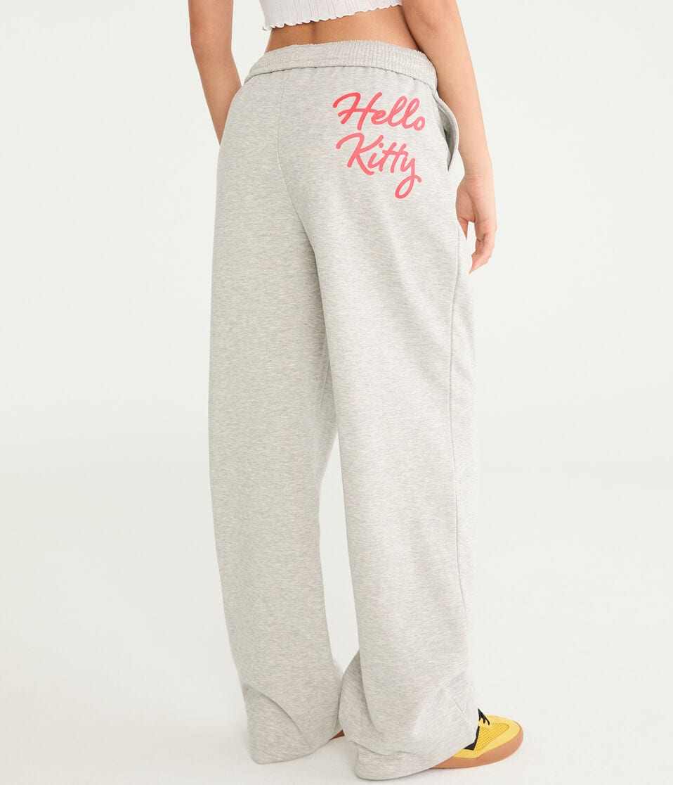 Hello Kitty | Aero Heart Bear Straight Leg Sweatpants