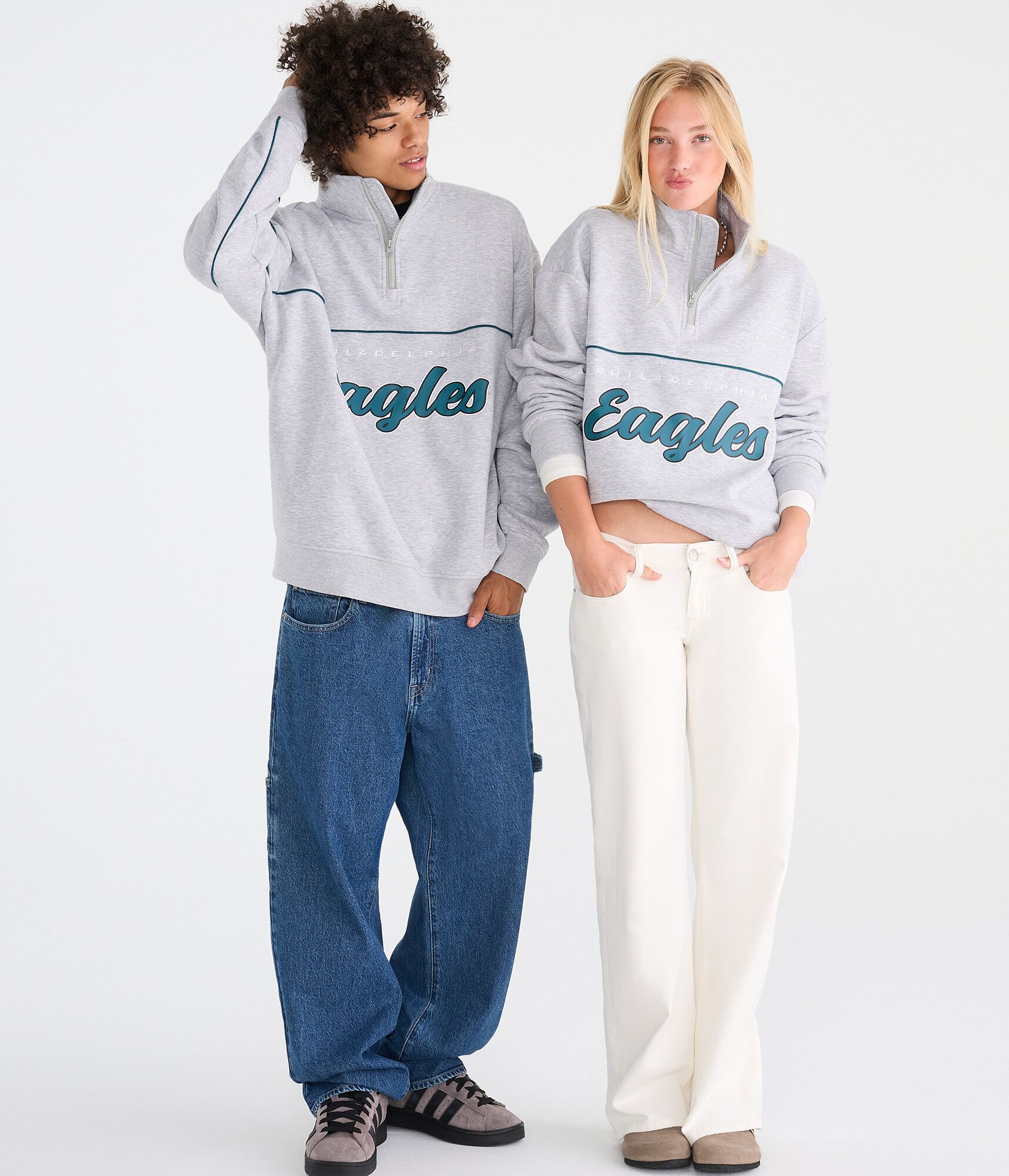 Philadelphia Eagles Quarter-Zip Sweatshirt